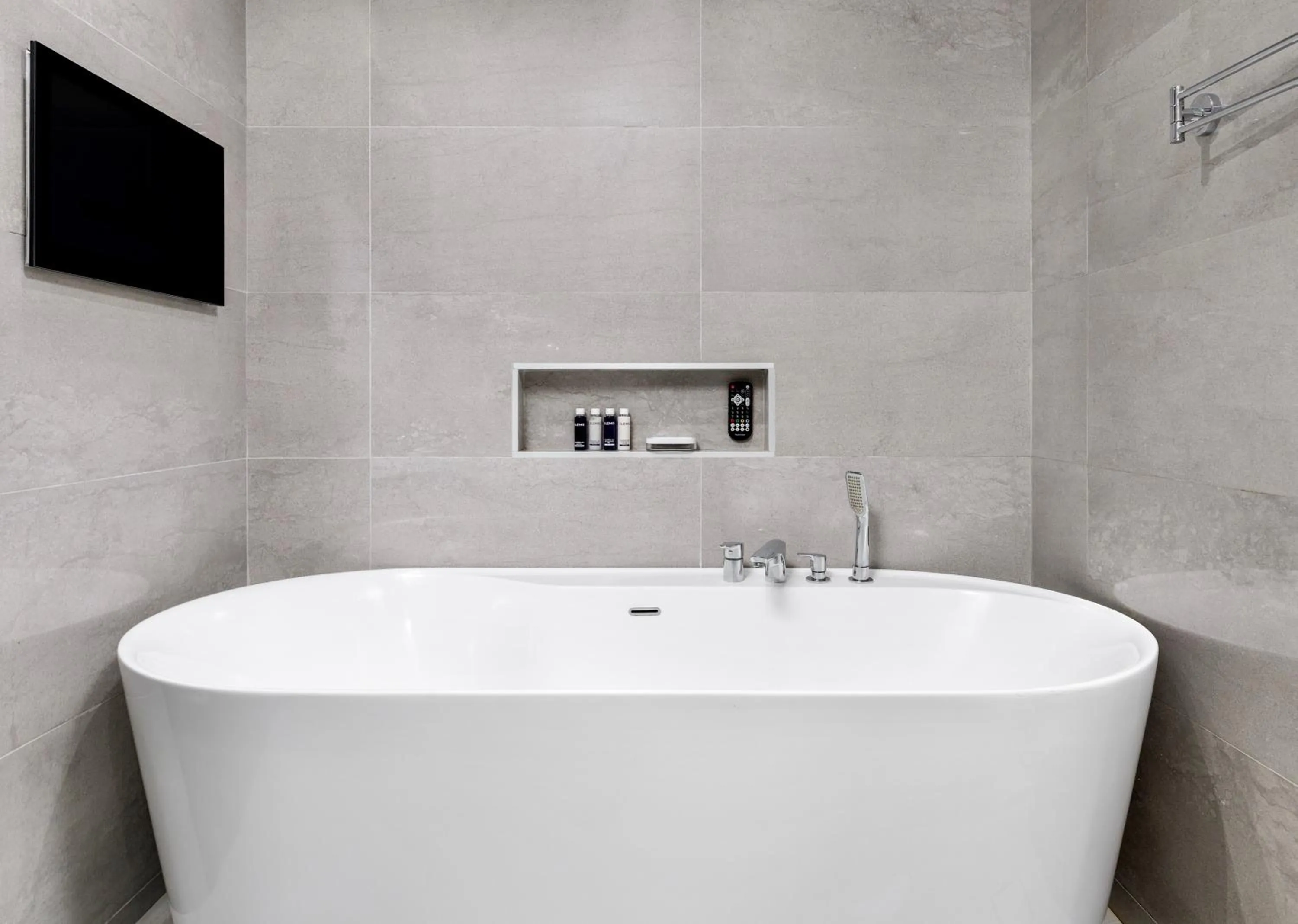 Bathroom in Maison Privee - Serene & Luxury Retreat in the Heart of JBR Beach