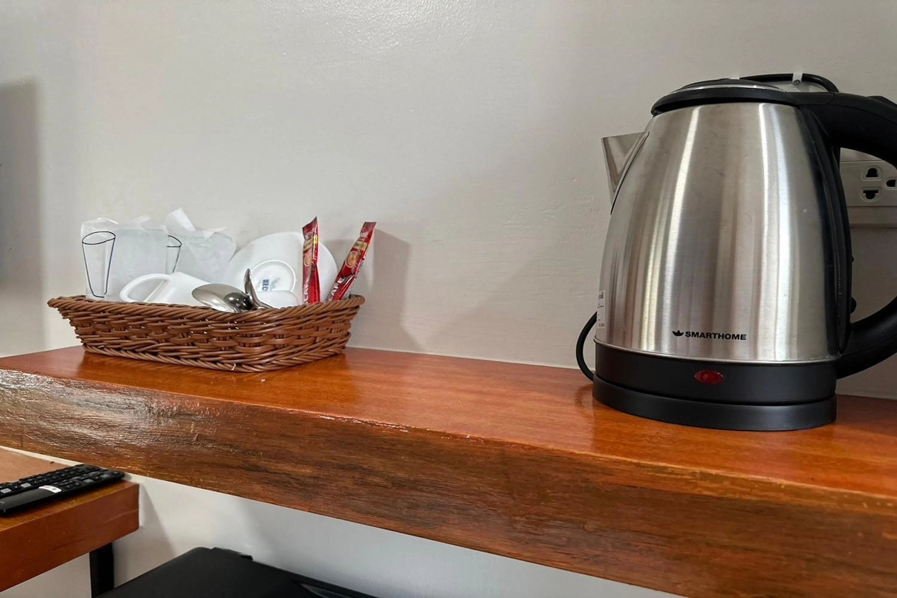 Coffee/tea facilities in The White House P&N Hotel Chiang Rai