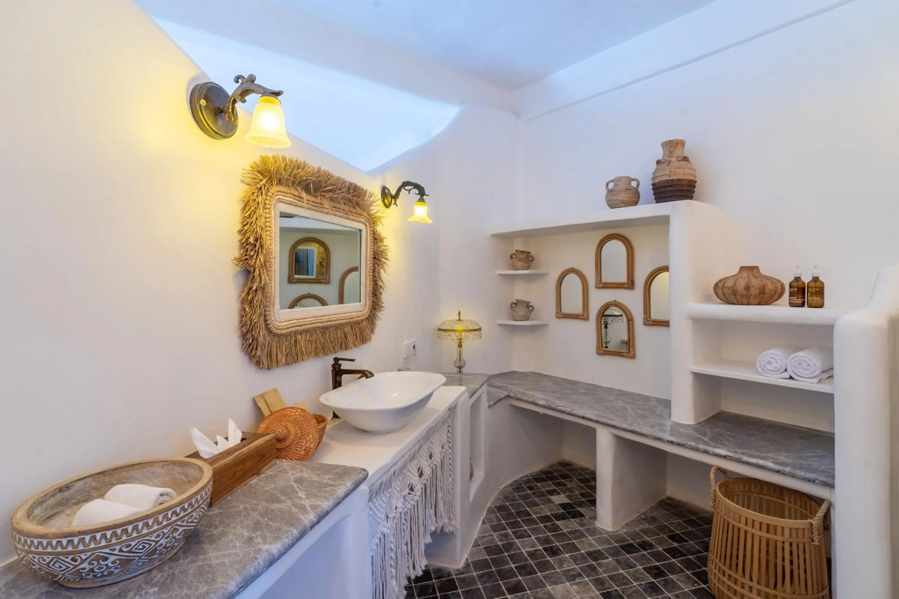 Bathroom, Bed in La Santa Rosa