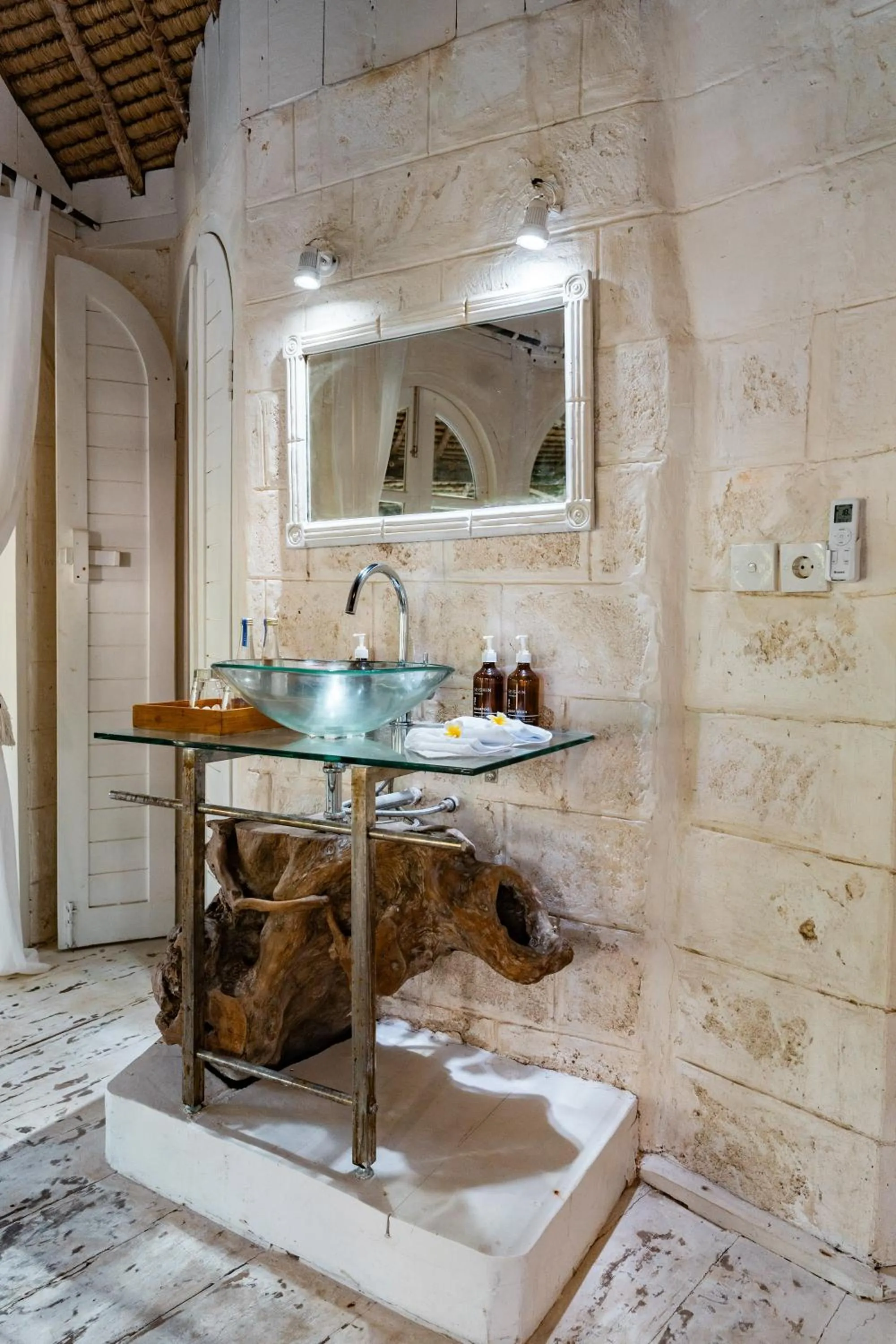 Bathroom in La Santa Rosa