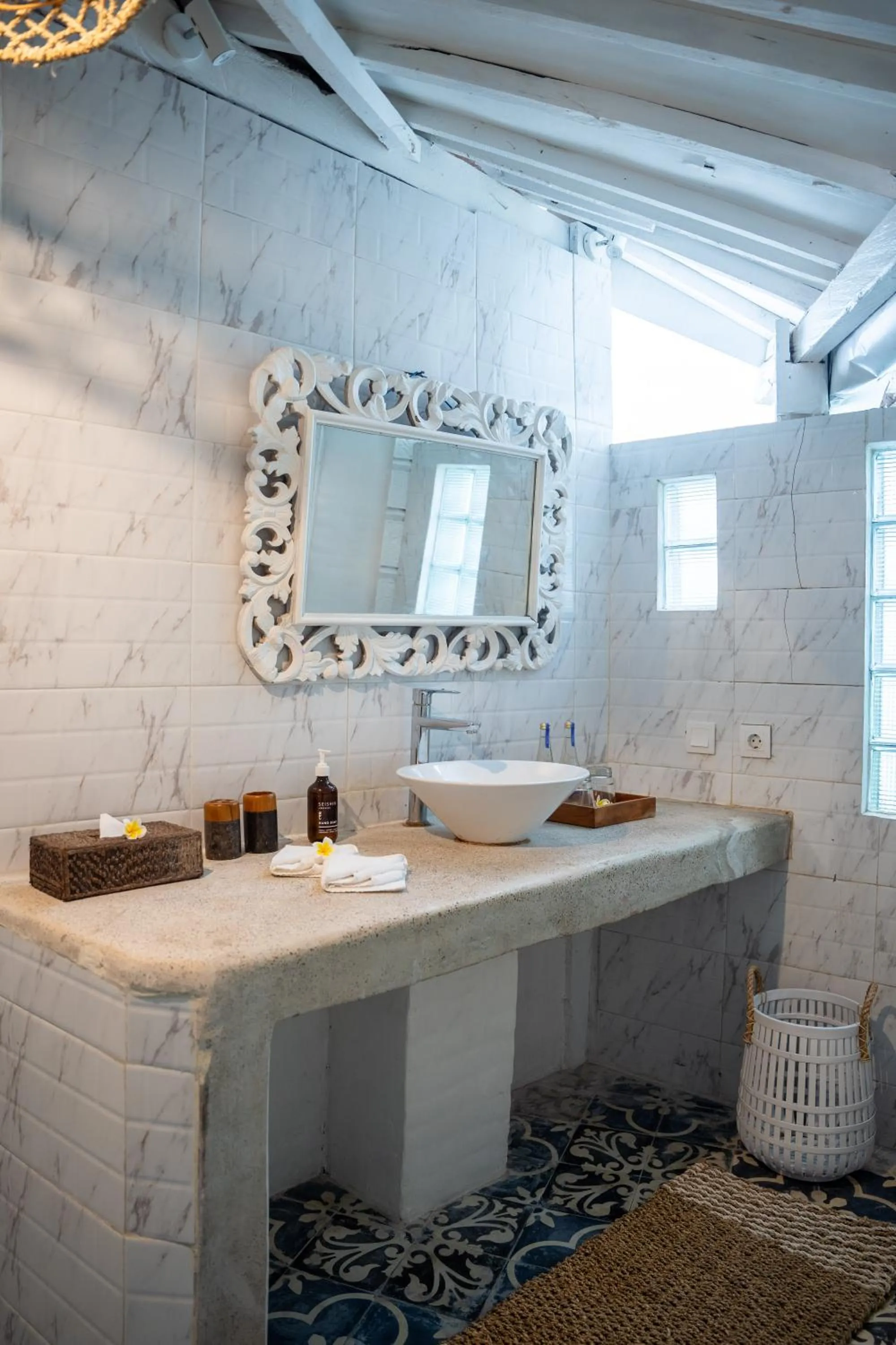 Bathroom in La Santa Rosa