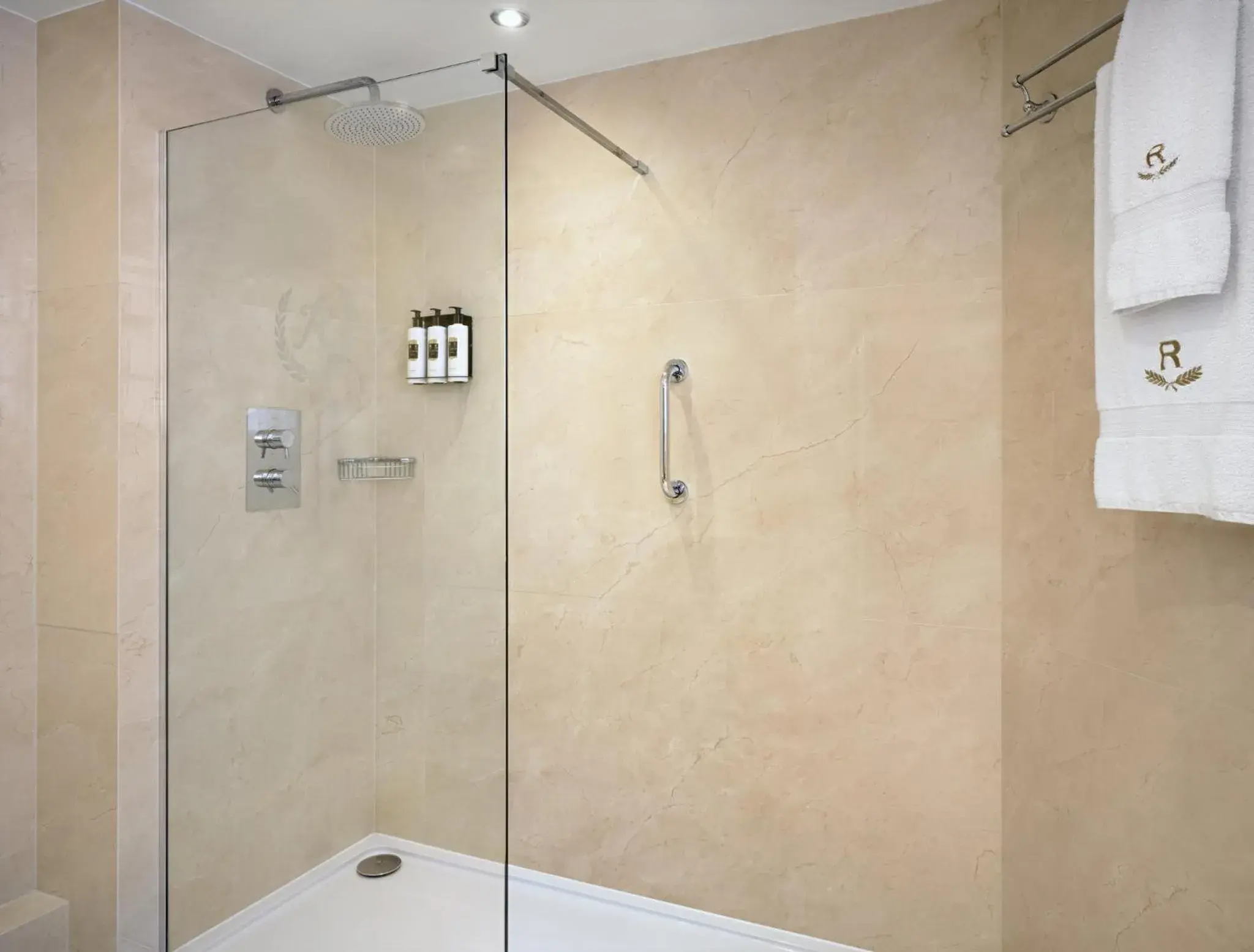 Classic Double Room in Rubens At The Palace Classic Double Room in Rubens At The Palace