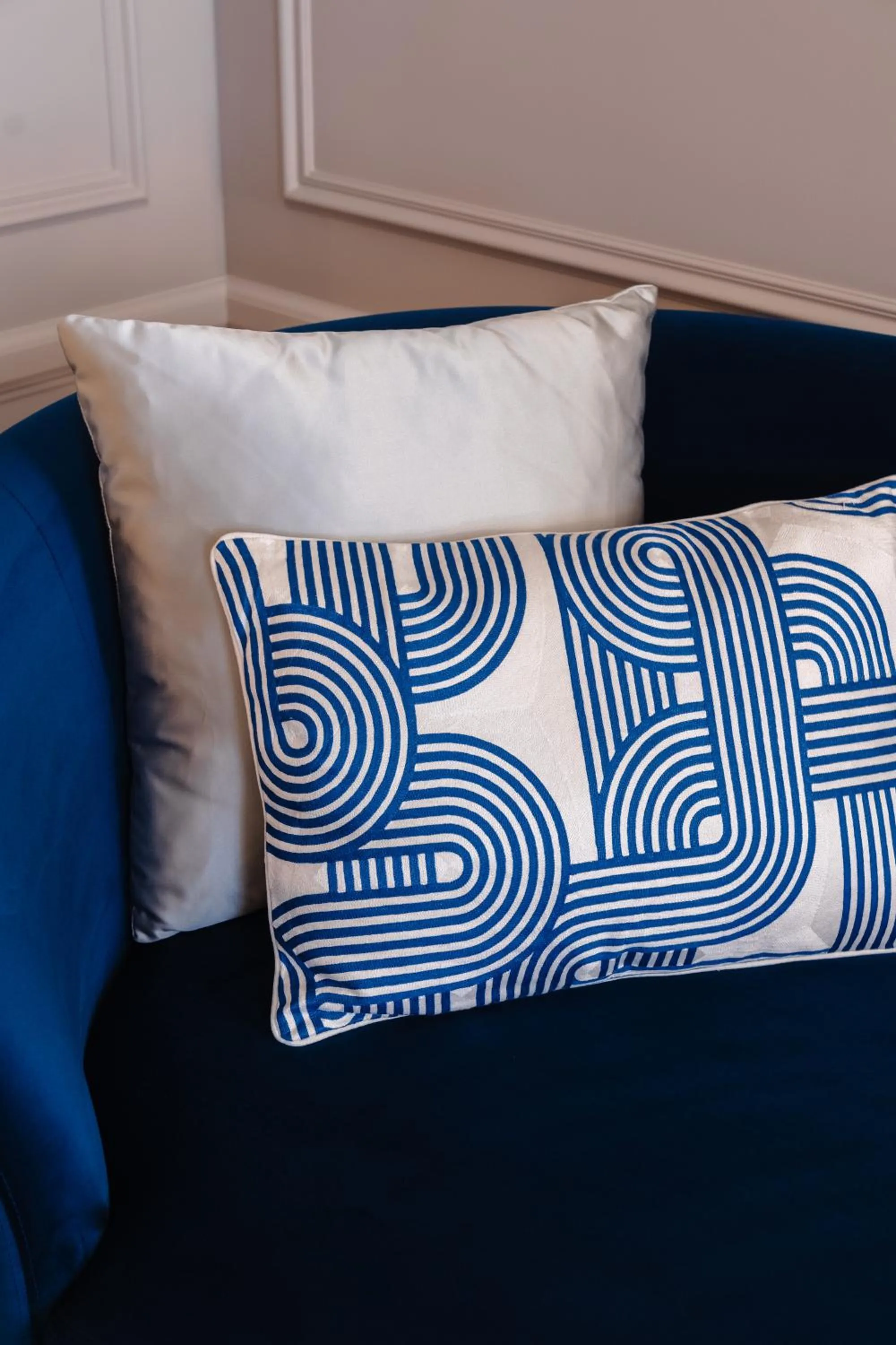 Bed in Maison Albar - Amoure - The Leading Hotels of the World