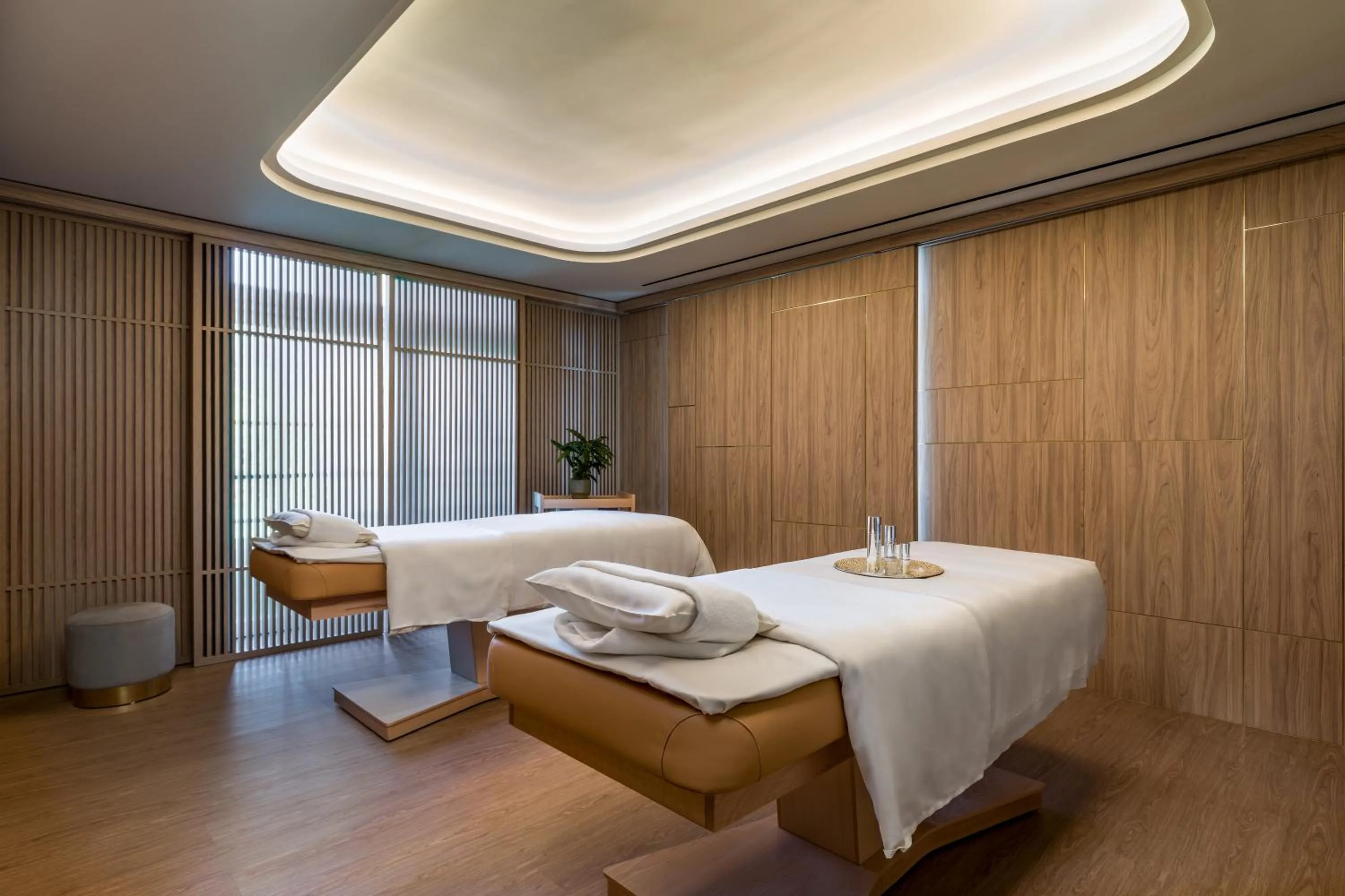 Massage, Bed in Maison Albar - Amoure - The Leading Hotels of the World