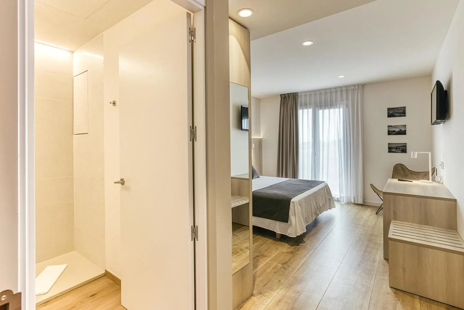 Bed in Hotel Emporium - Adults Only