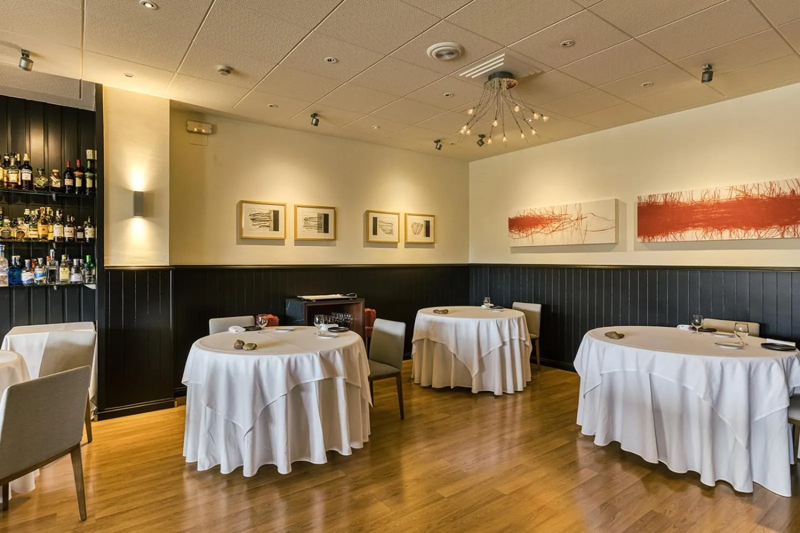 Restaurant/places to eat in Hotel Emporium - Adults Only