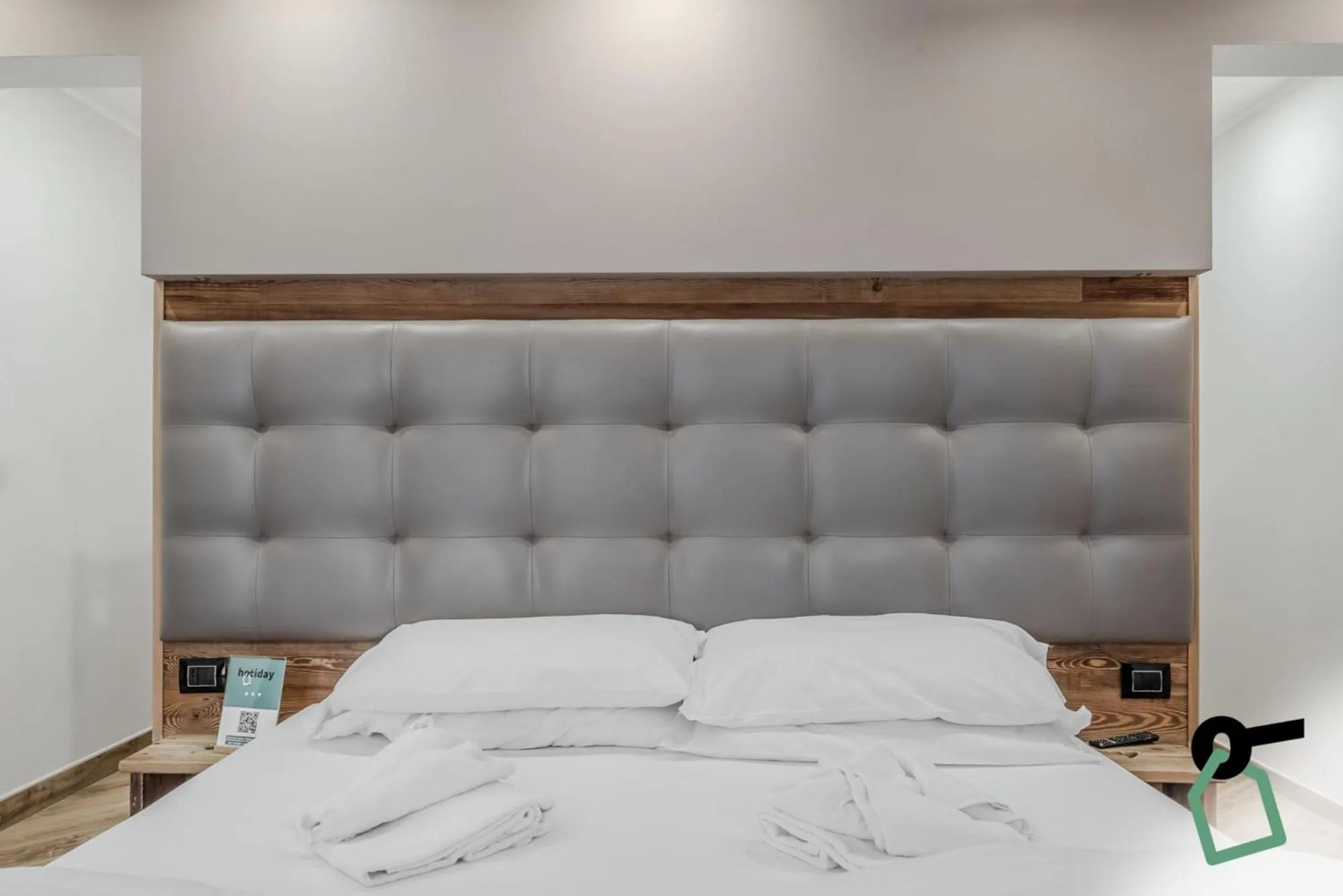 Bed in Hotiday Room Collection - Sauze Assietta