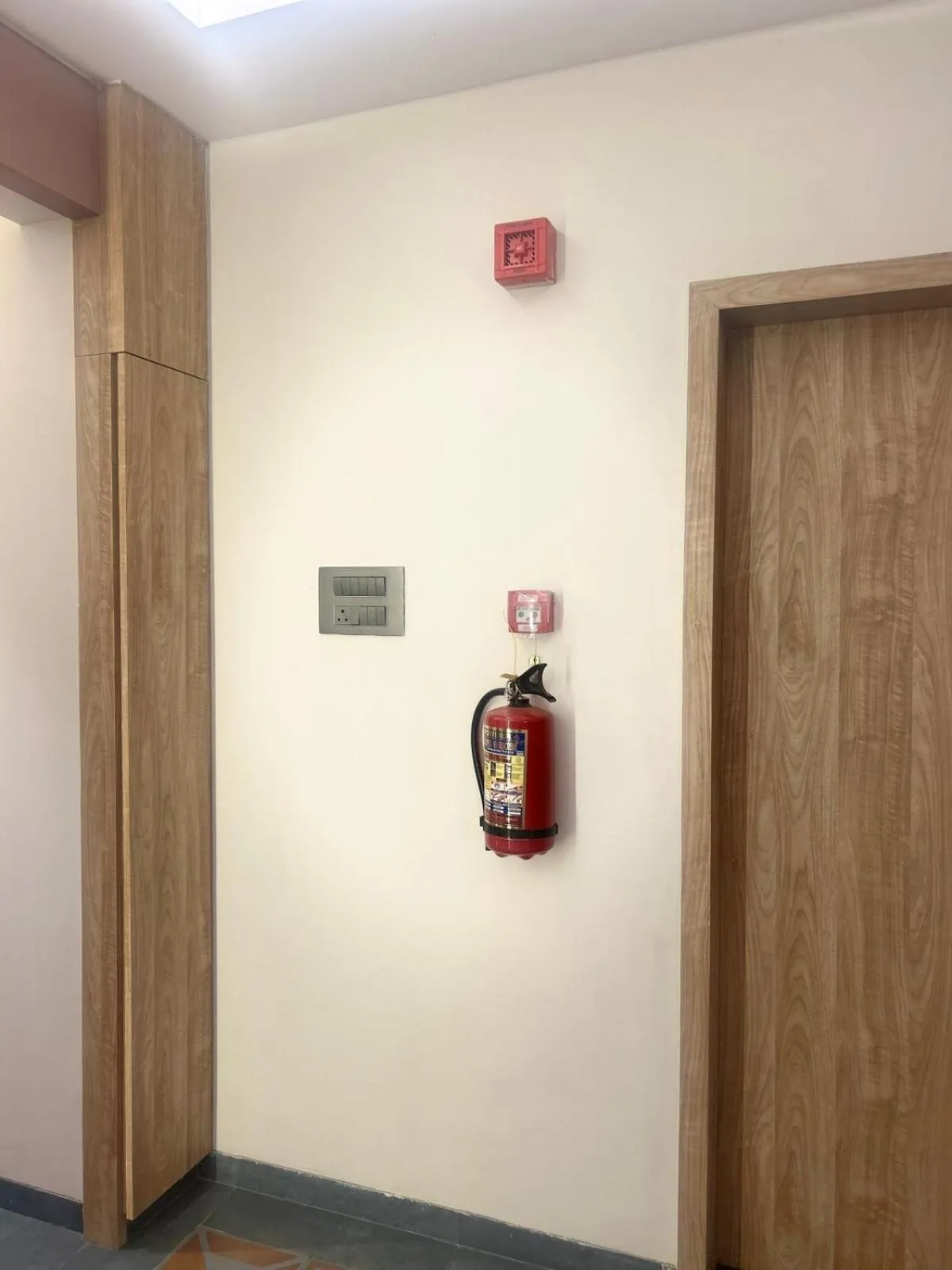 fireplace in Hotel Aura Inn Airoli ,Digha