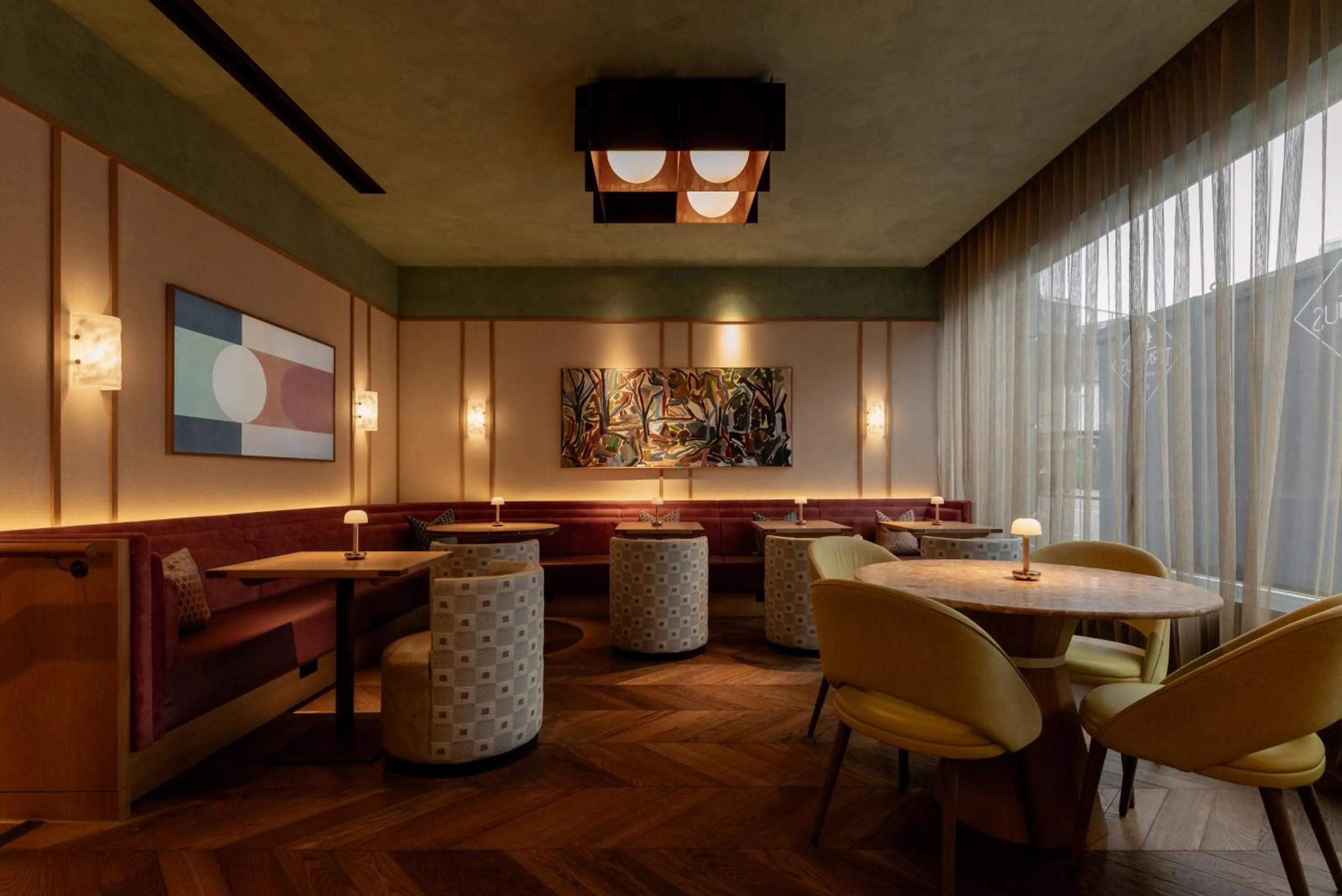 Restaurant/places to eat in DoubleTree by Hilton London Victoria