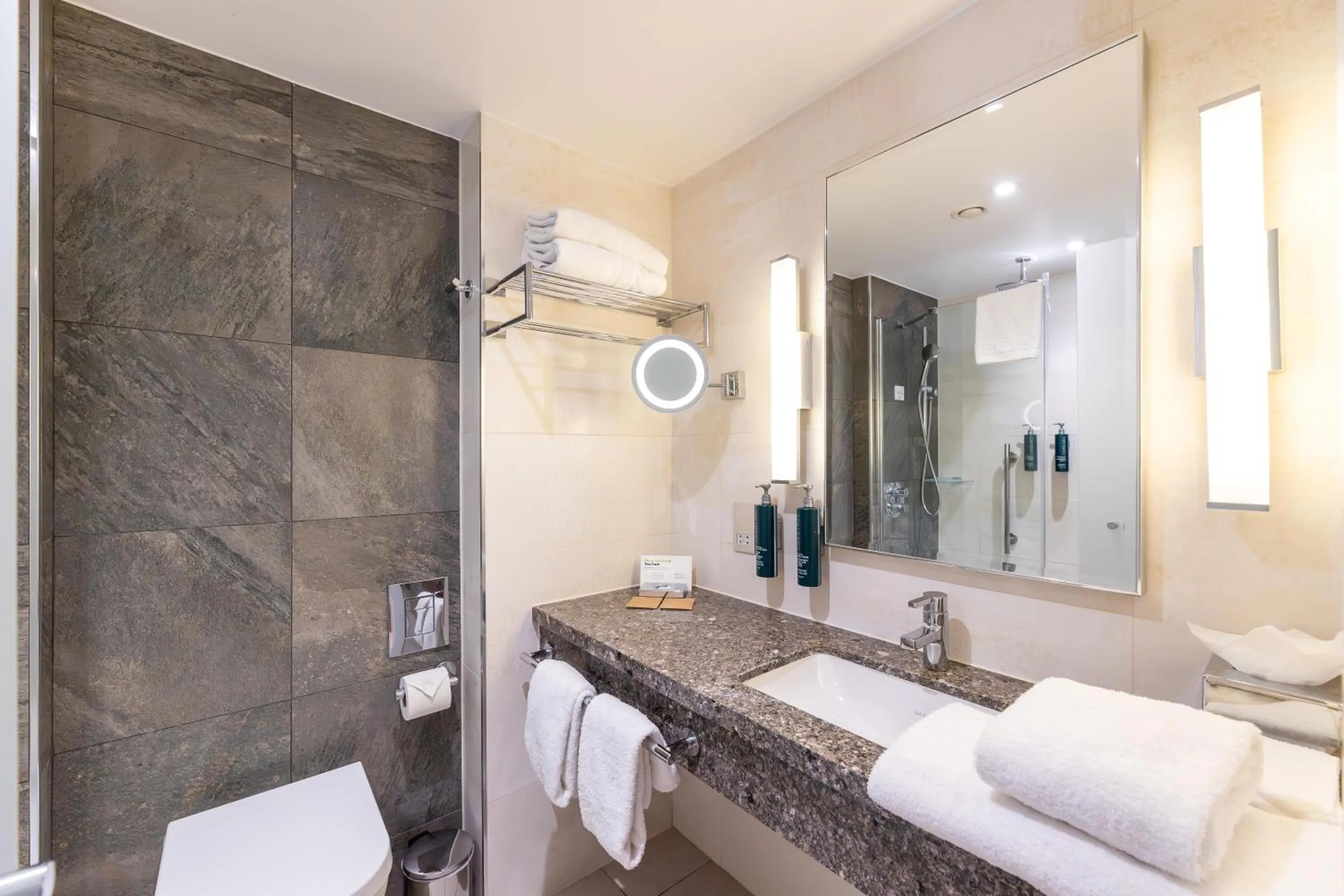 Bathroom in DoubleTree by Hilton London Victoria