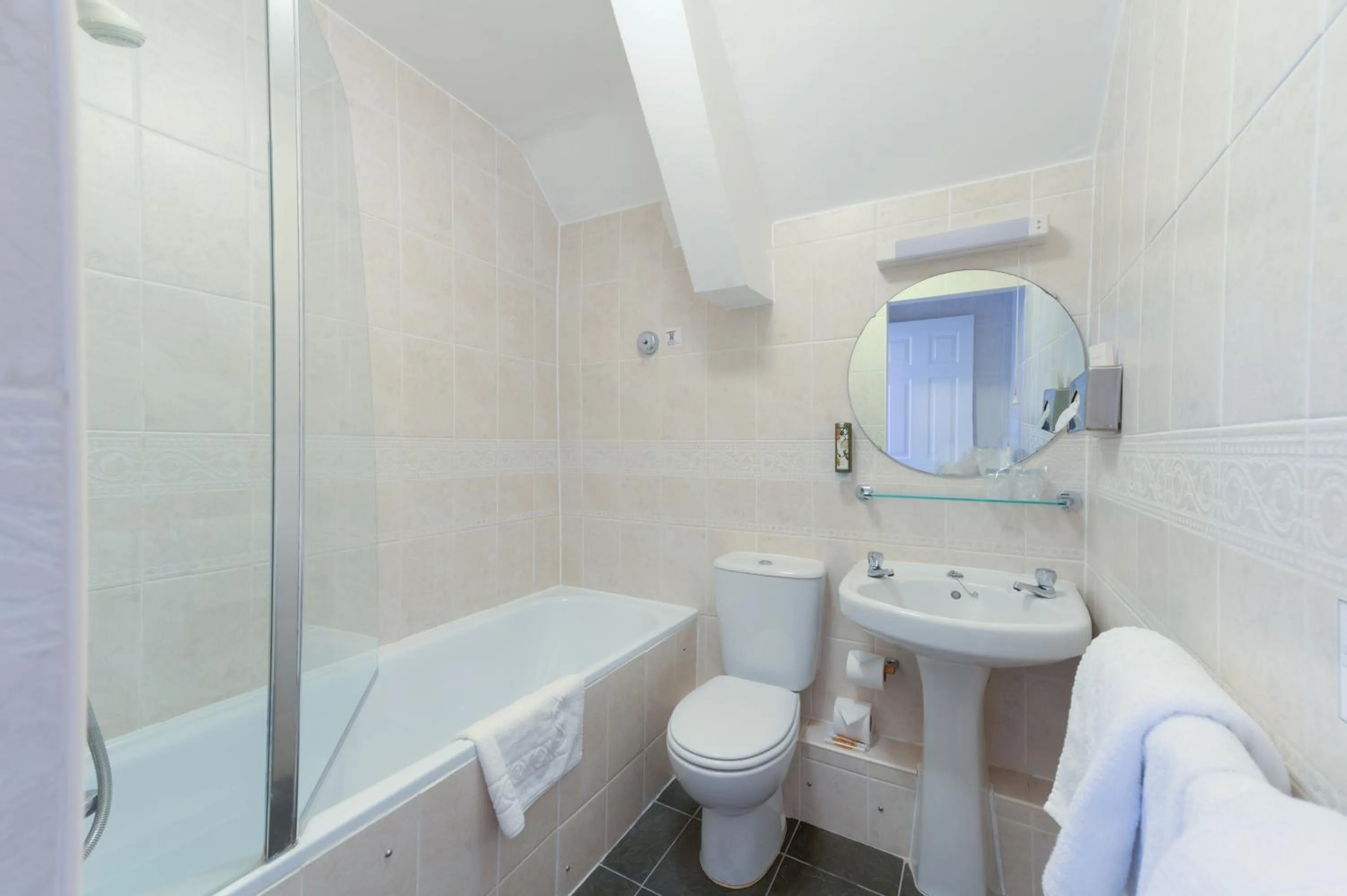 Appleby Manor Hotel & Garden Spa