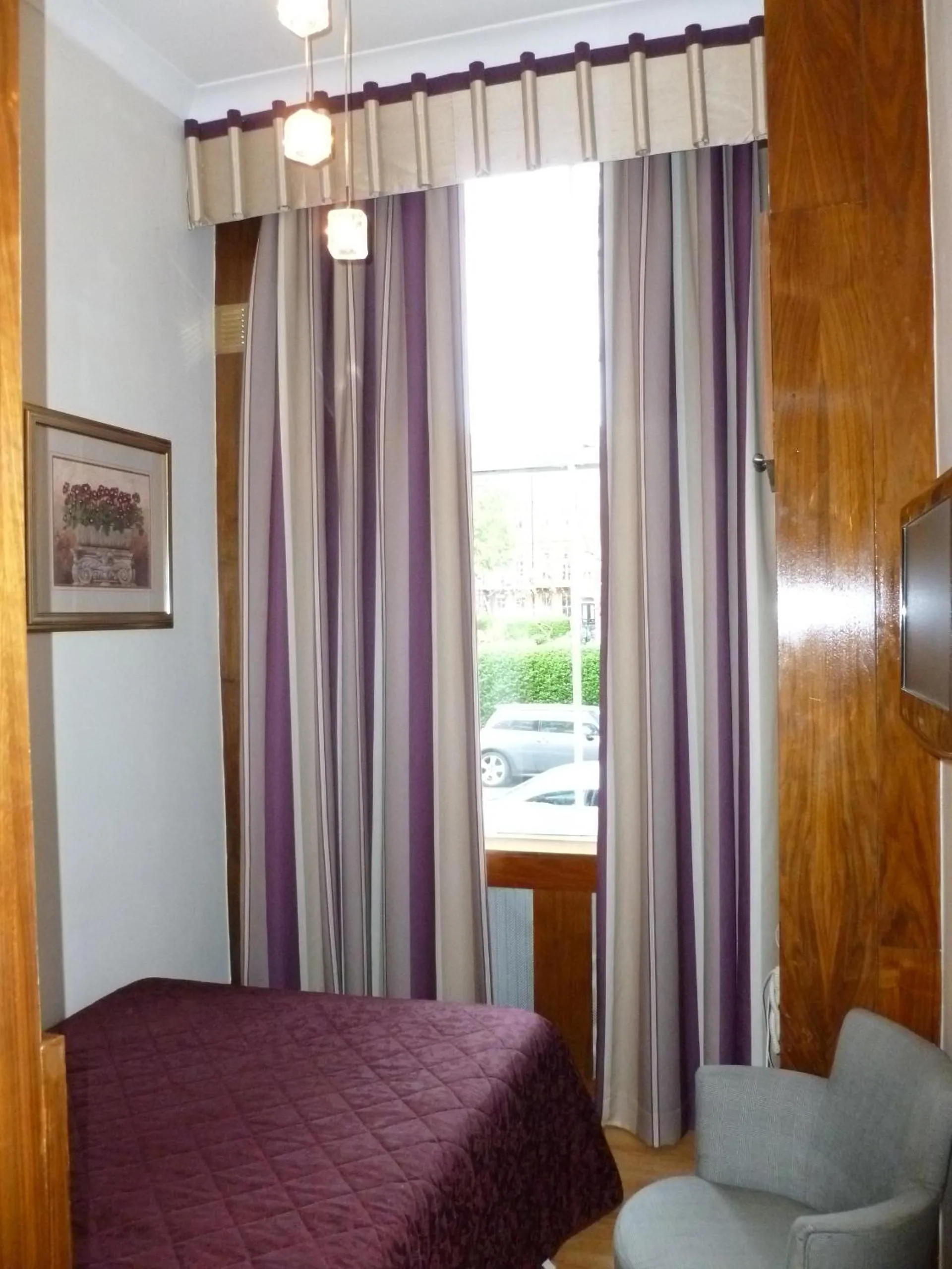 Bed in Garden View Hotel