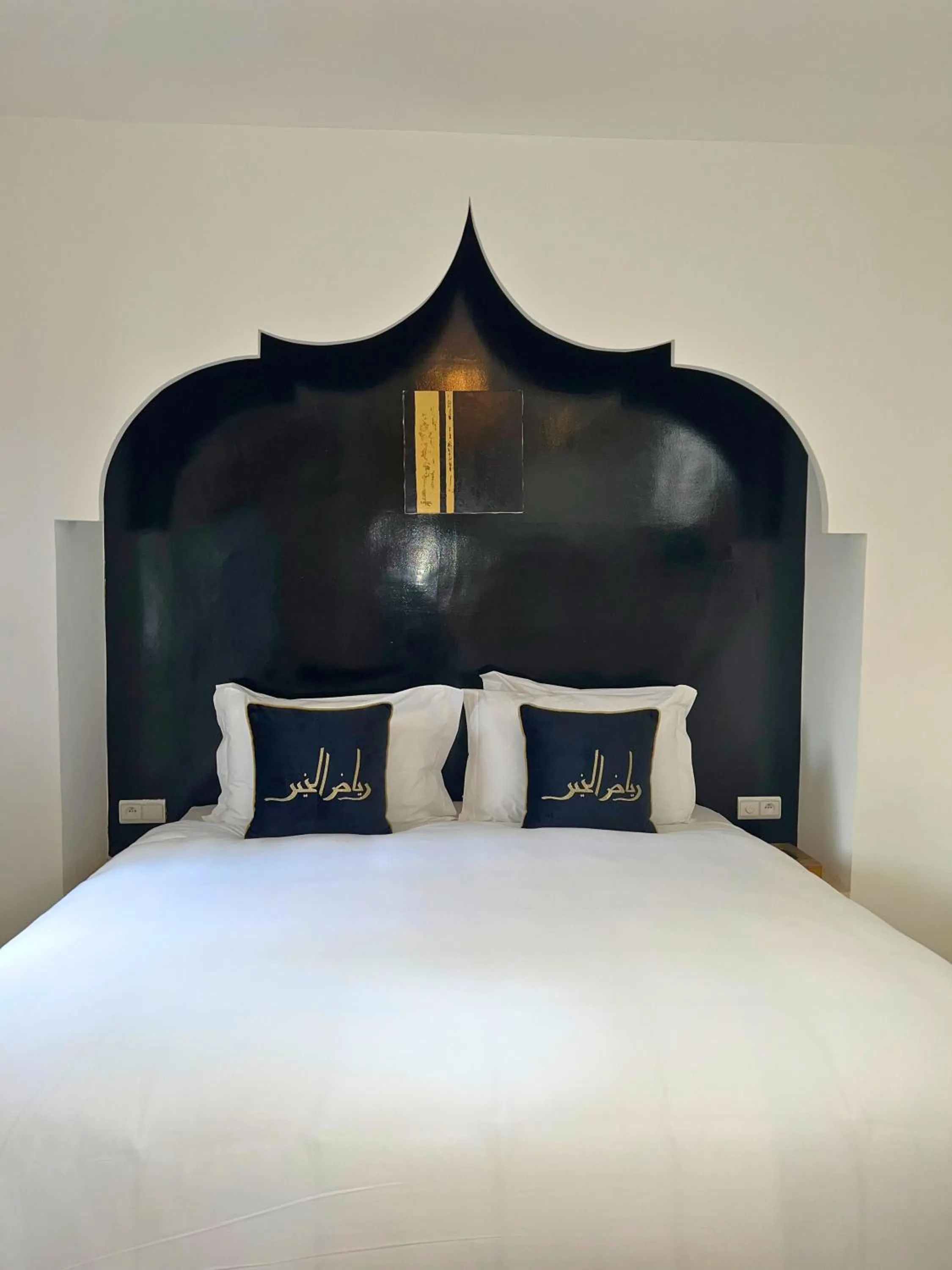 Bed in Riad El Khaeir - Piscine, Hamam & Spa