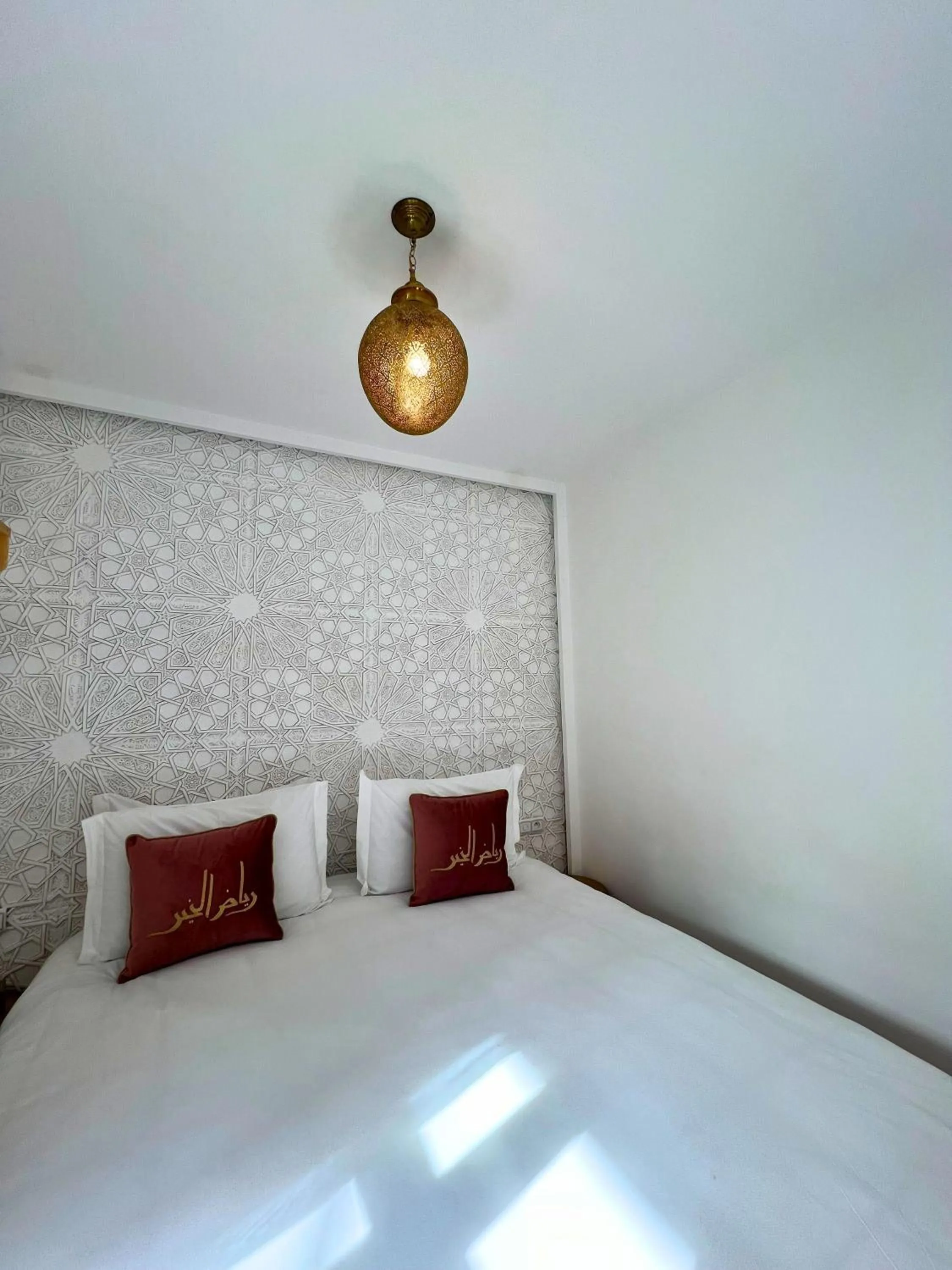 Bed in Riad El Khaeir - Piscine, Hamam & Spa