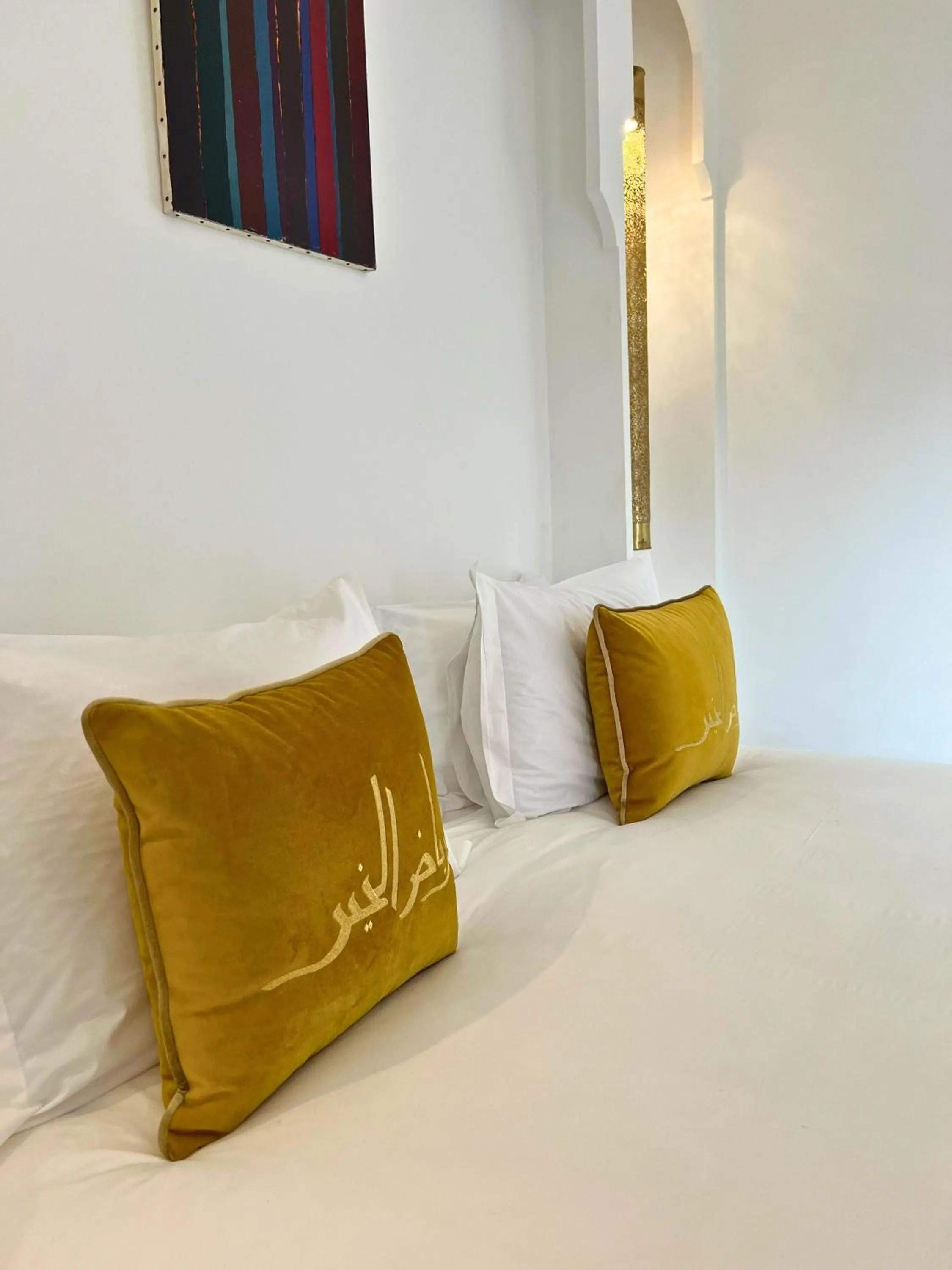 Bed in Riad El Khaeir - Piscine, Hamam & Spa