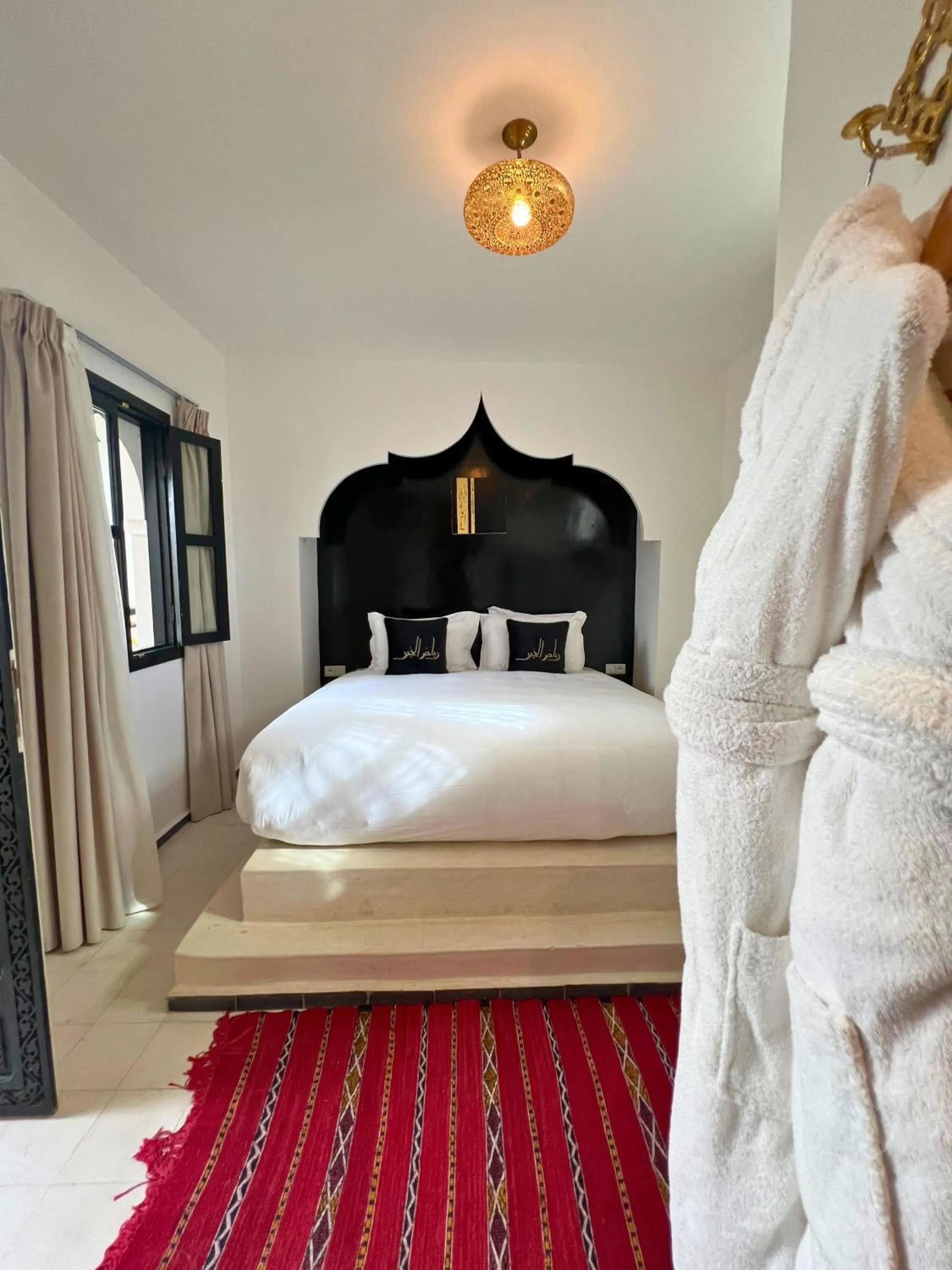 Bed in Riad El Khaeir - Piscine, Hamam & Spa