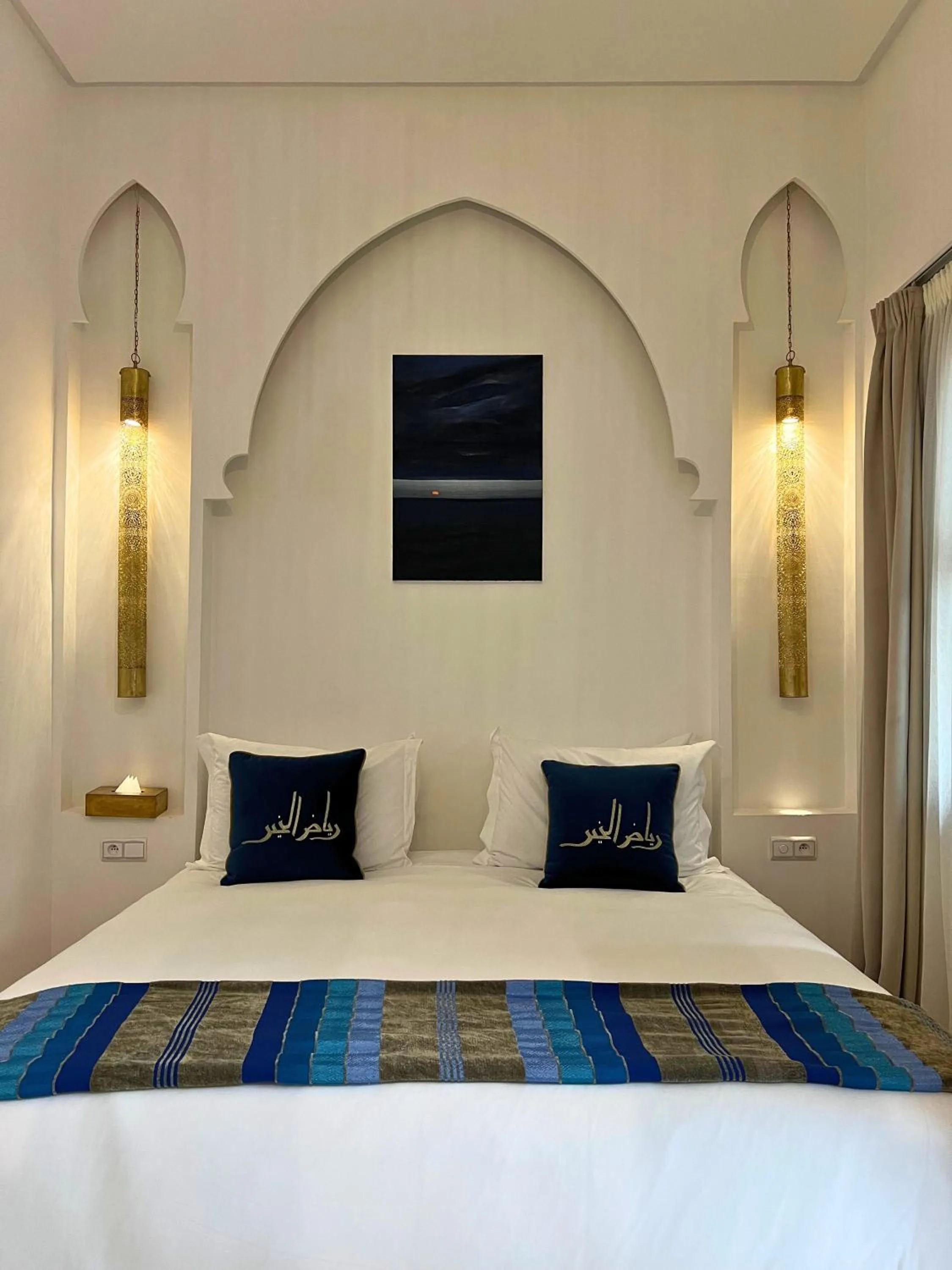 Bedroom, Bed in Riad El Khaeir - Piscine, Hamam & Spa