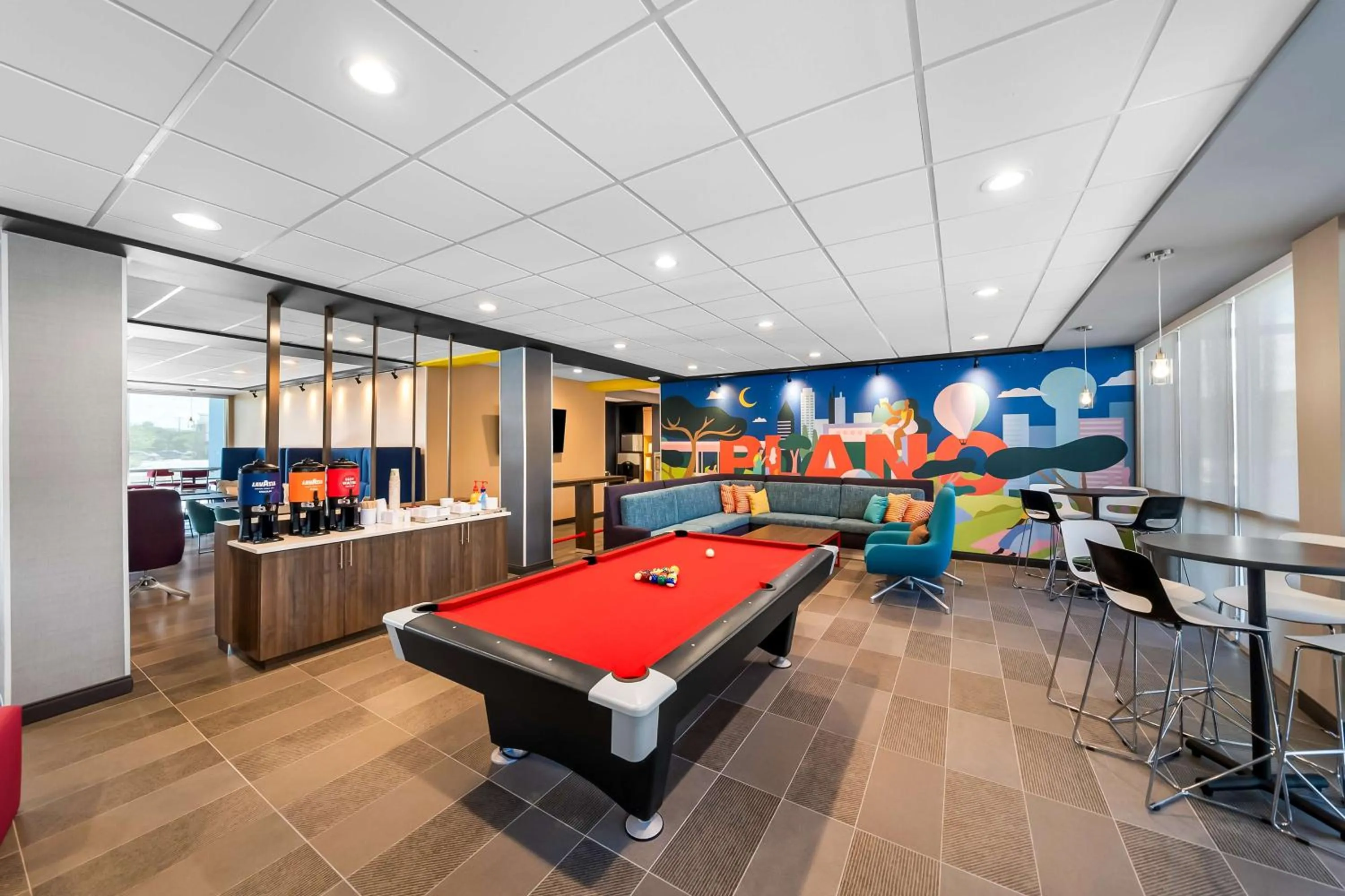 Lobby or reception in Tru by Hilton Plano Hwy 75