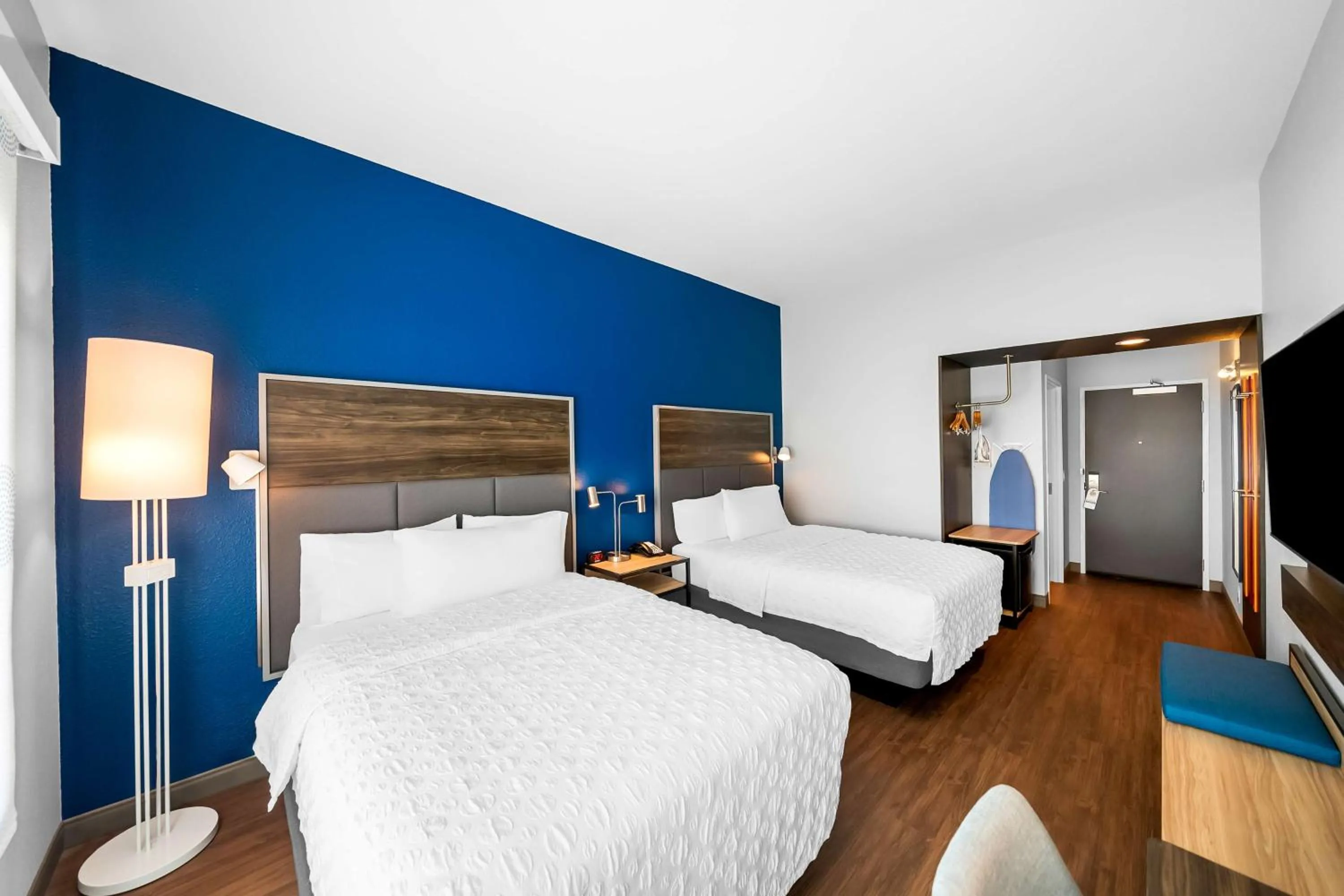 Bed in Tru by Hilton Plano Hwy 75