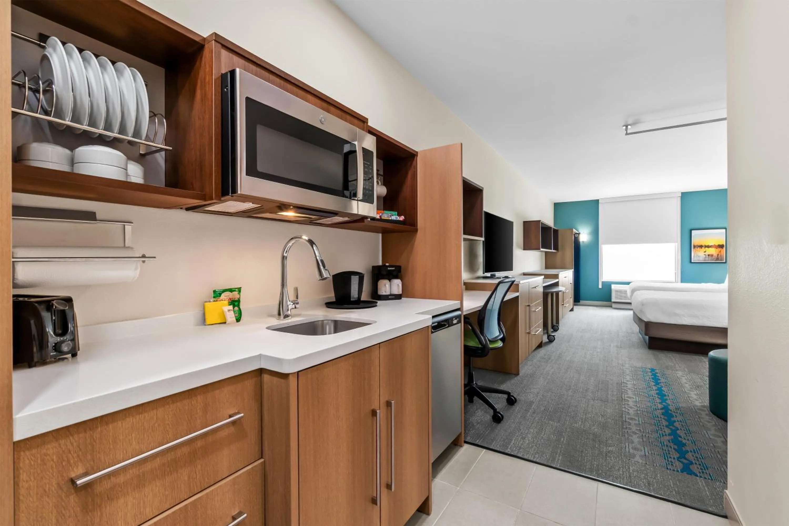 Kitchen or kitchenette in Home2 Suites By Hilton Marion