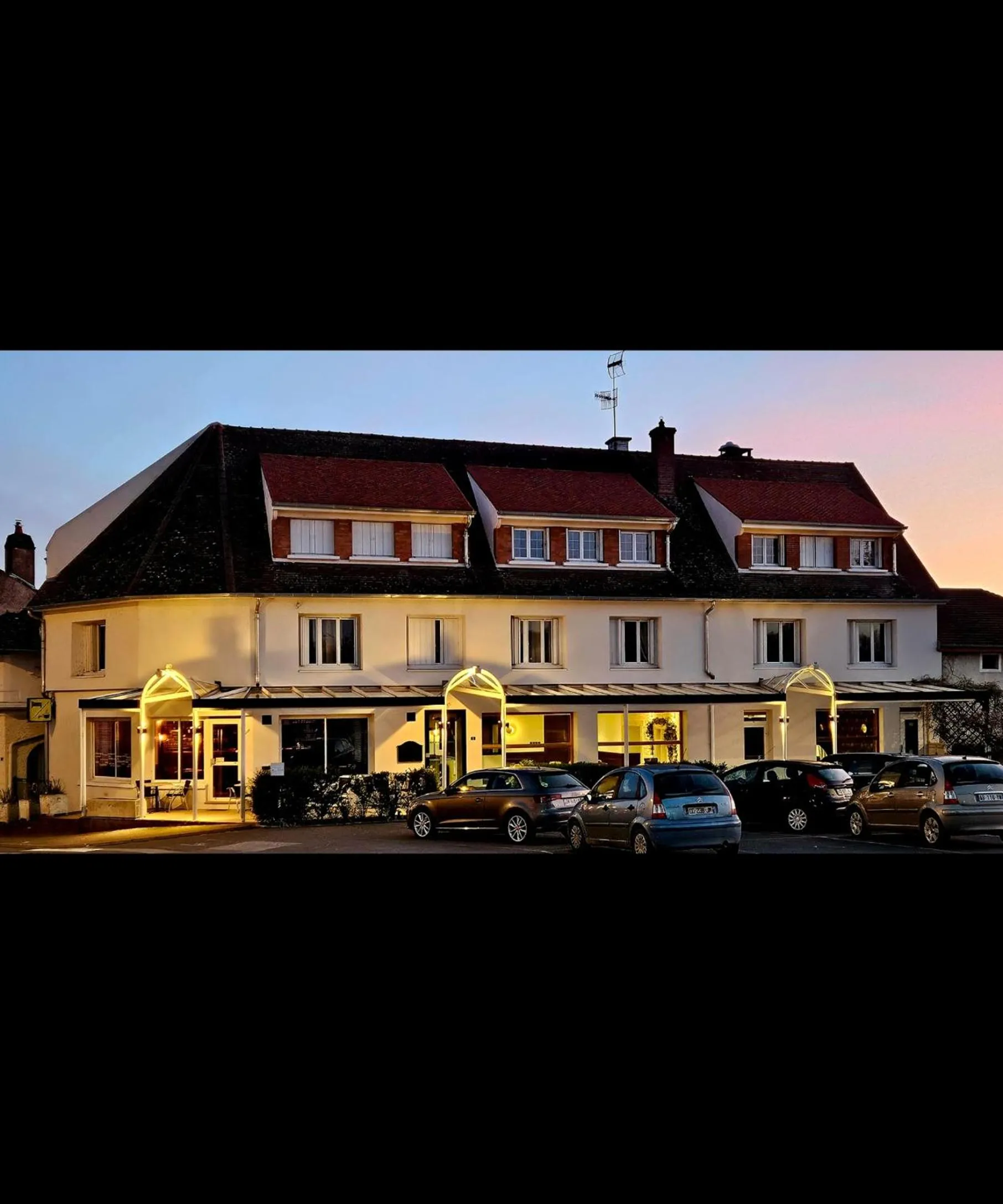 Property building in Auberge de la Marine