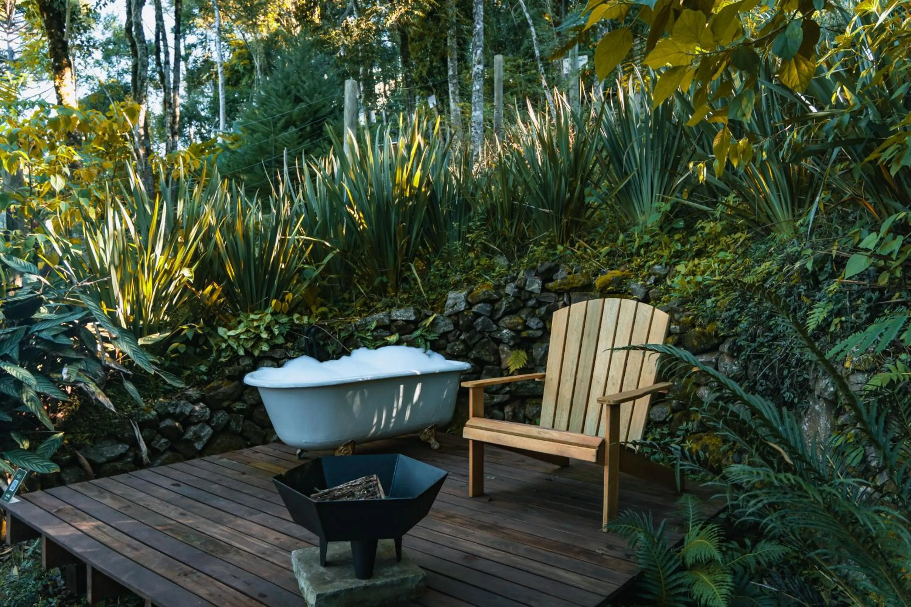 Open Air Bath in Taboo Refúgio
