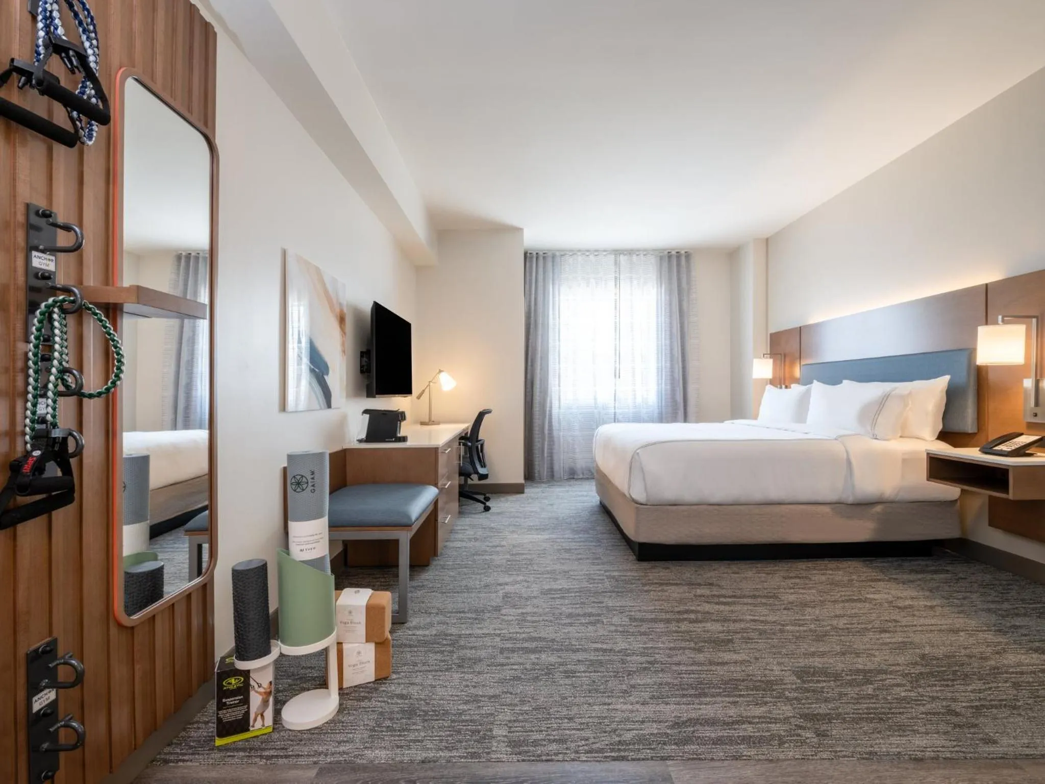 Photo of the whole room, Bed in EVEN Hotel Miami - Doral Area by IHG