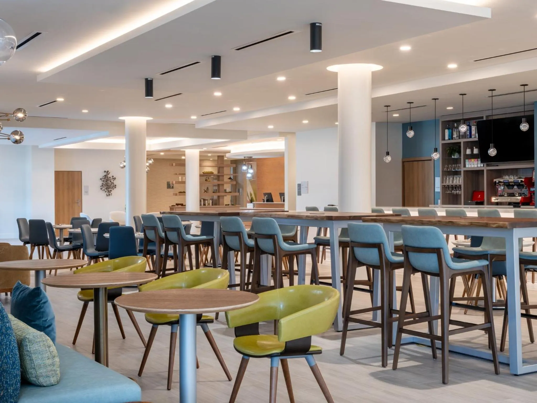 Restaurant/places to eat in EVEN Hotel Miami - Doral Area by IHG