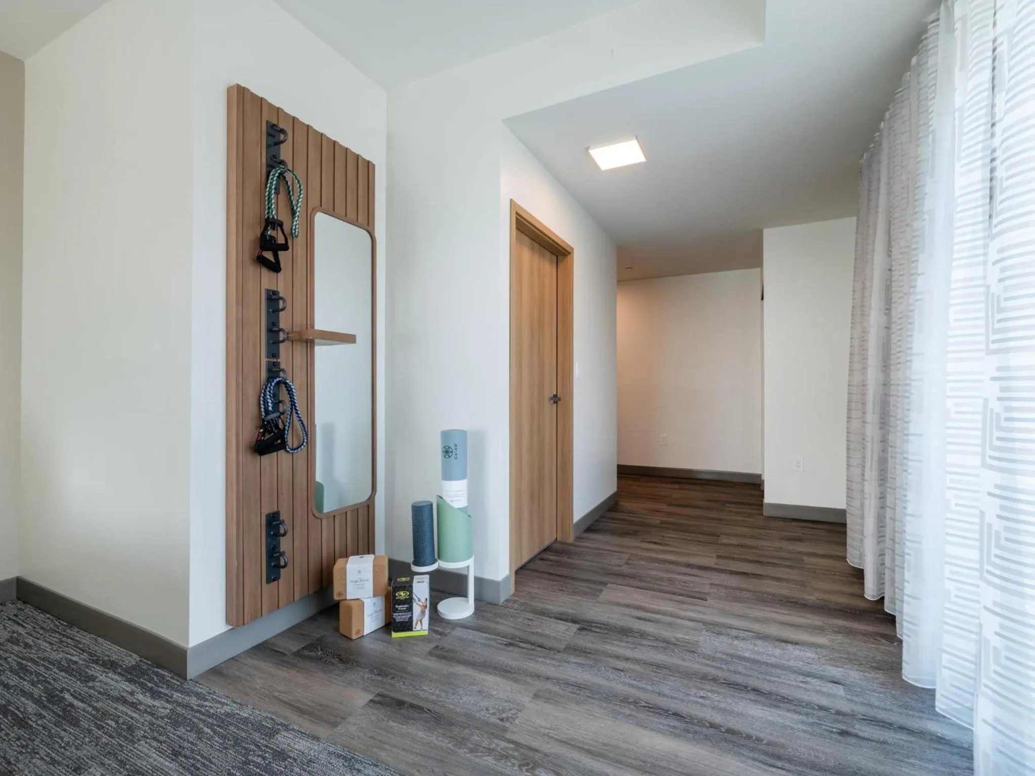 Photo of the whole room in EVEN Hotel Miami - Doral Area by IHG