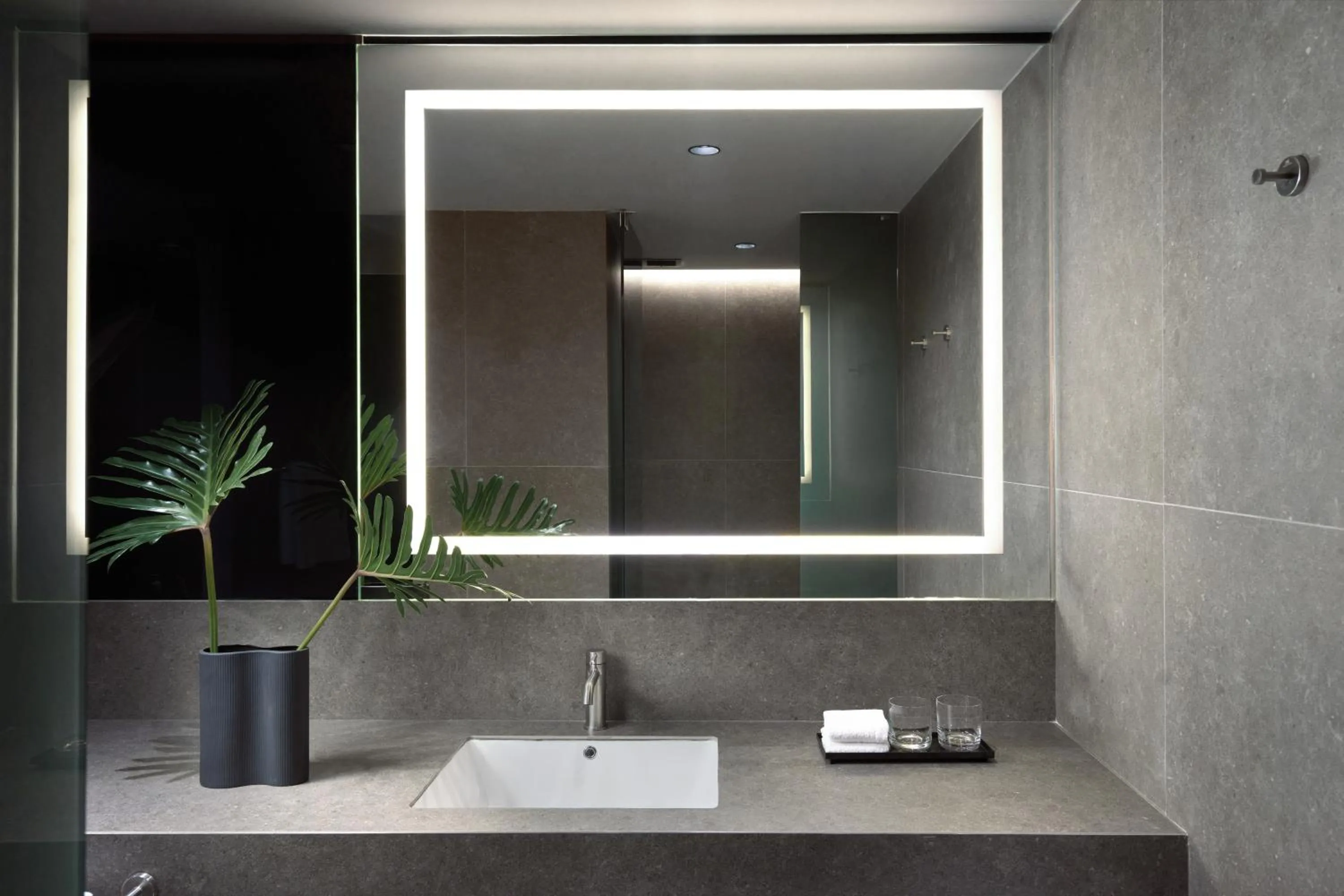 Classic King Room - Accessible in Presidente InterContinental Monterrey by IHG