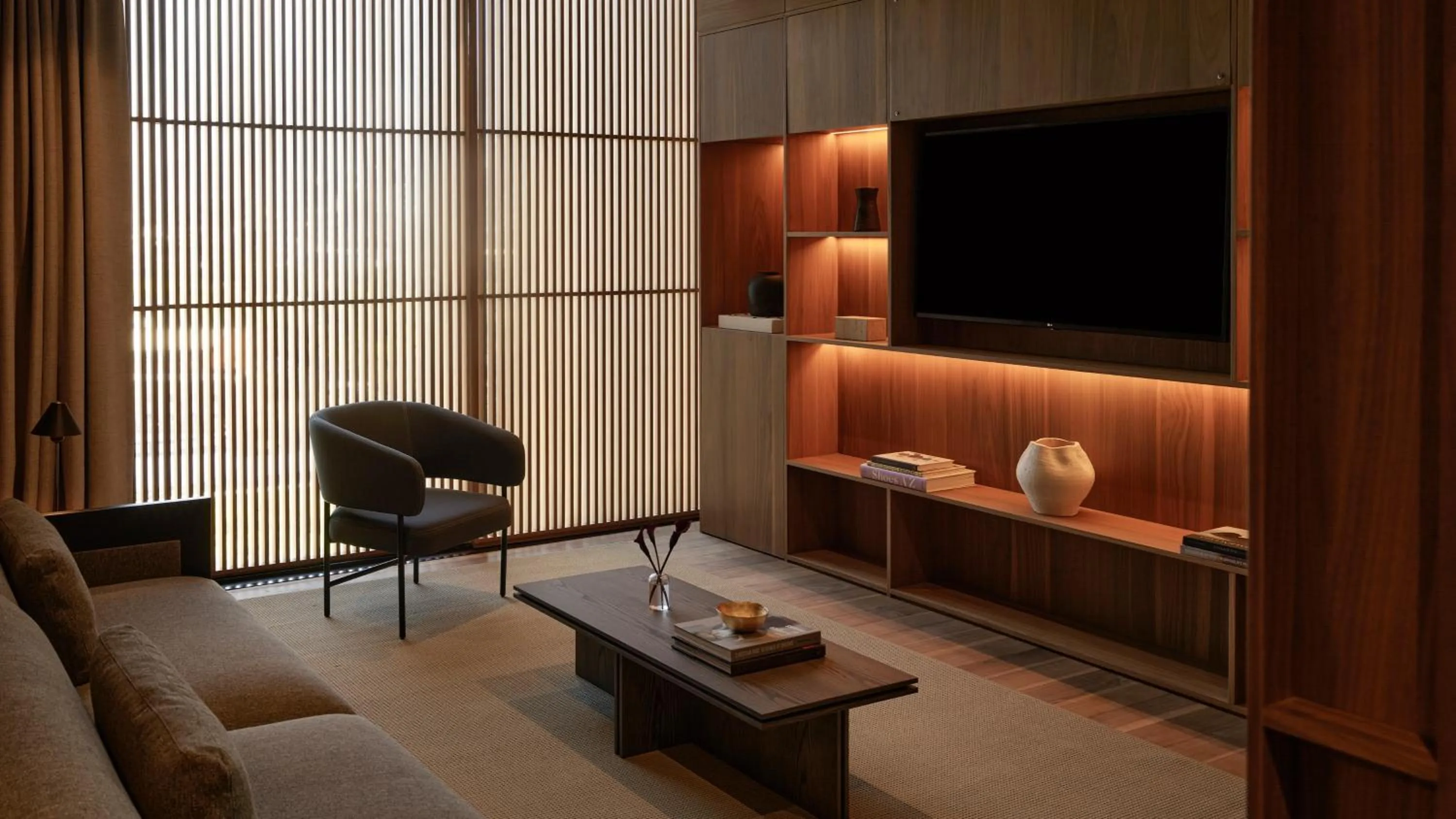 TV and multimedia in Presidente InterContinental Monterrey by IHG