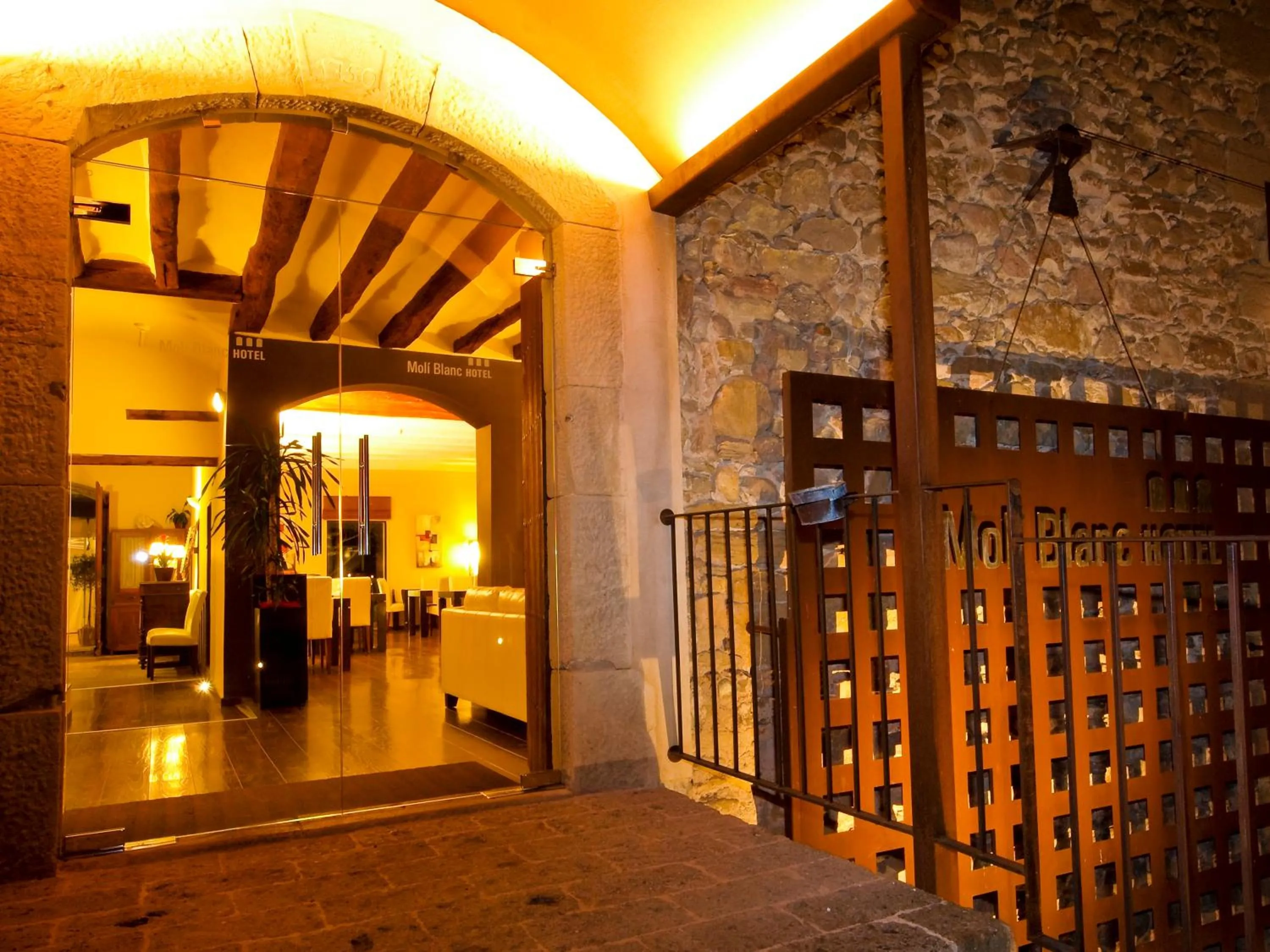 Facade/entrance in Molí Blanc Hotel