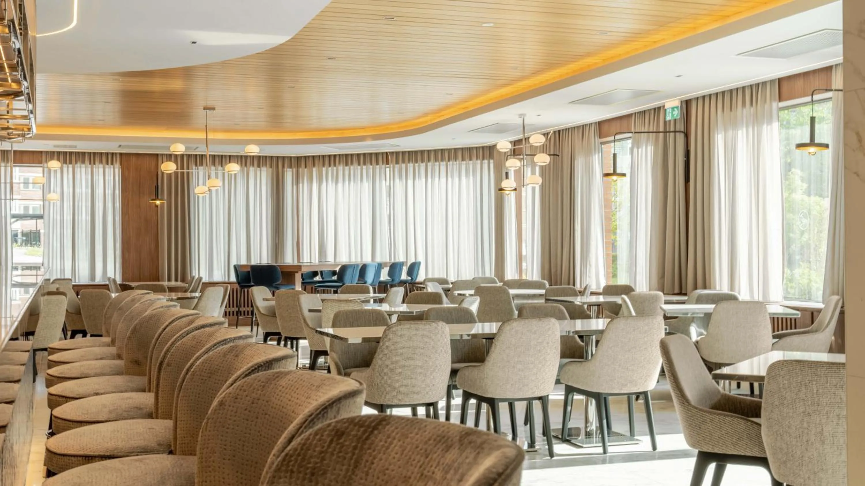 Restaurant/places to eat in voco Stockholm - Kista by IHG