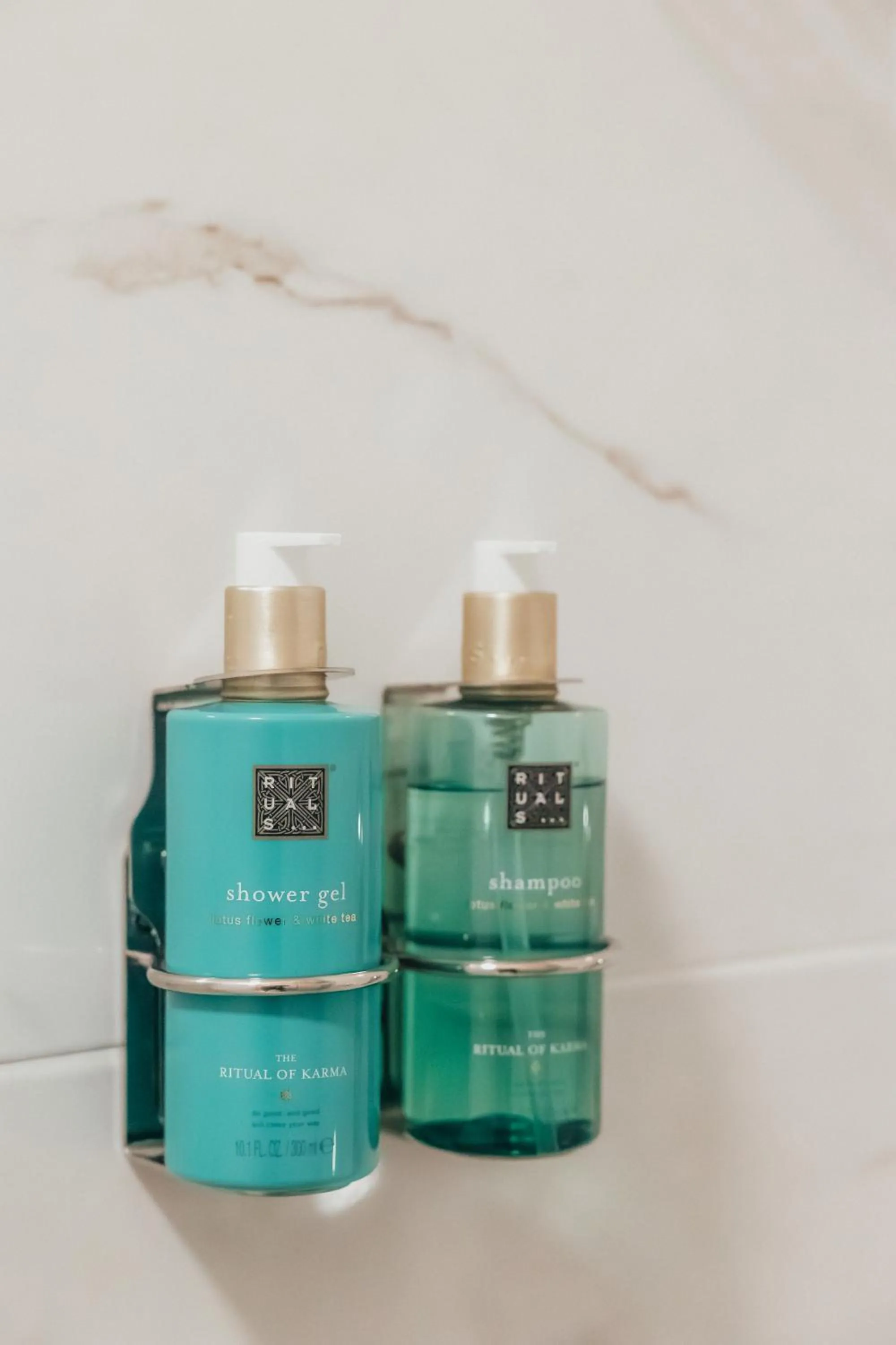 Bathroom in Hotel Kadoor