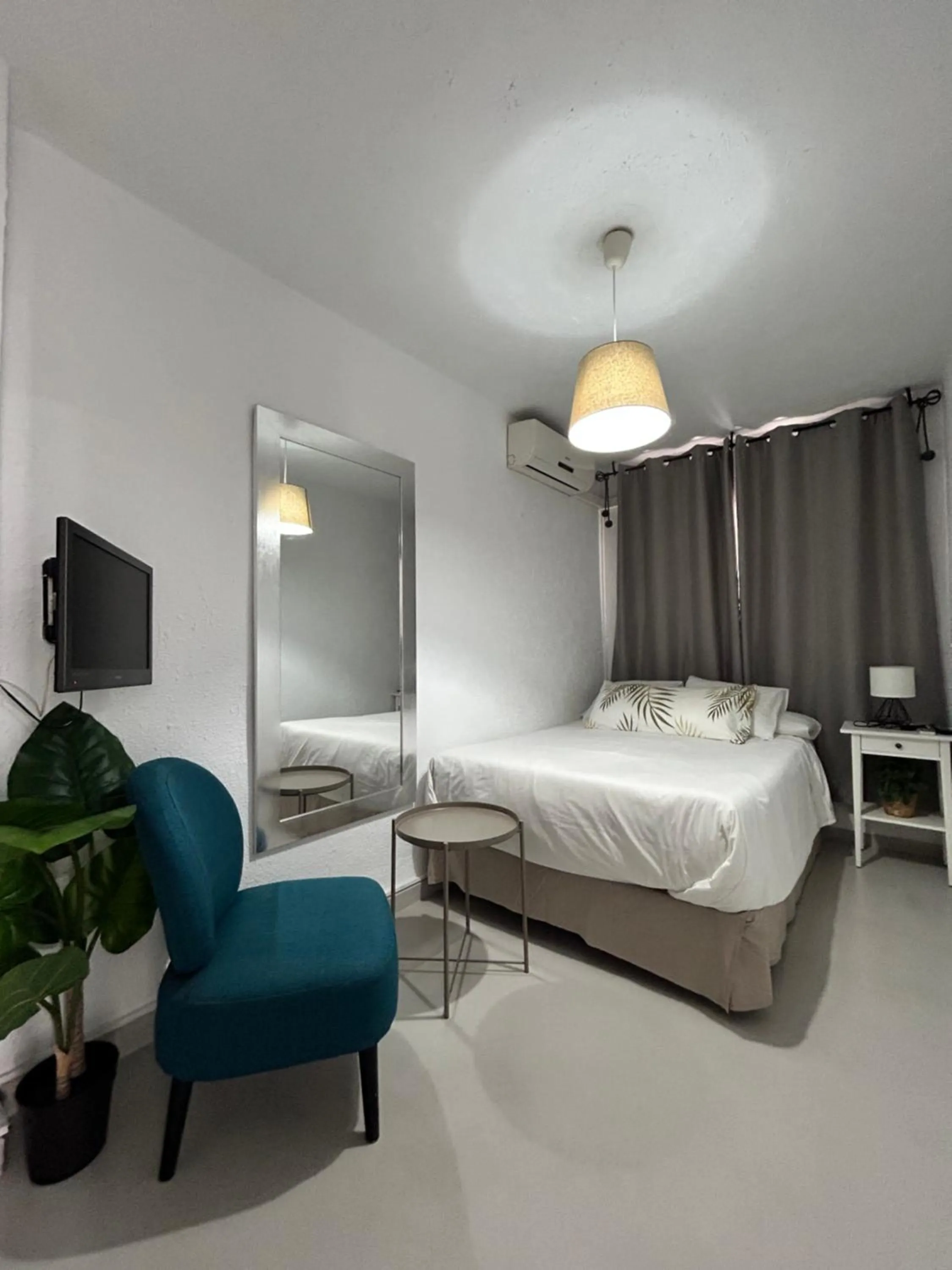 Bed in Hostal Berlin