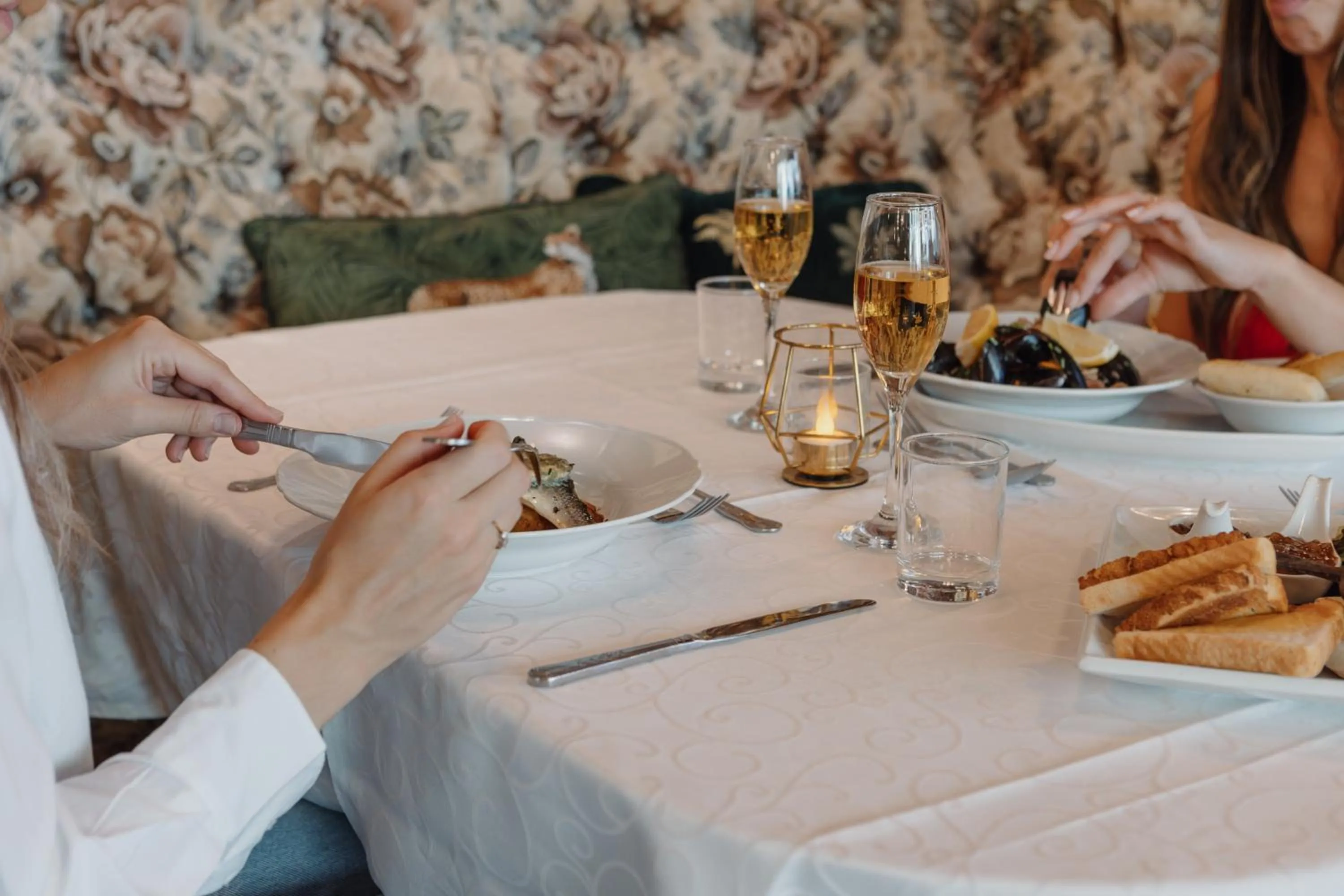 Restaurant/places to eat in Durrant House Hotel