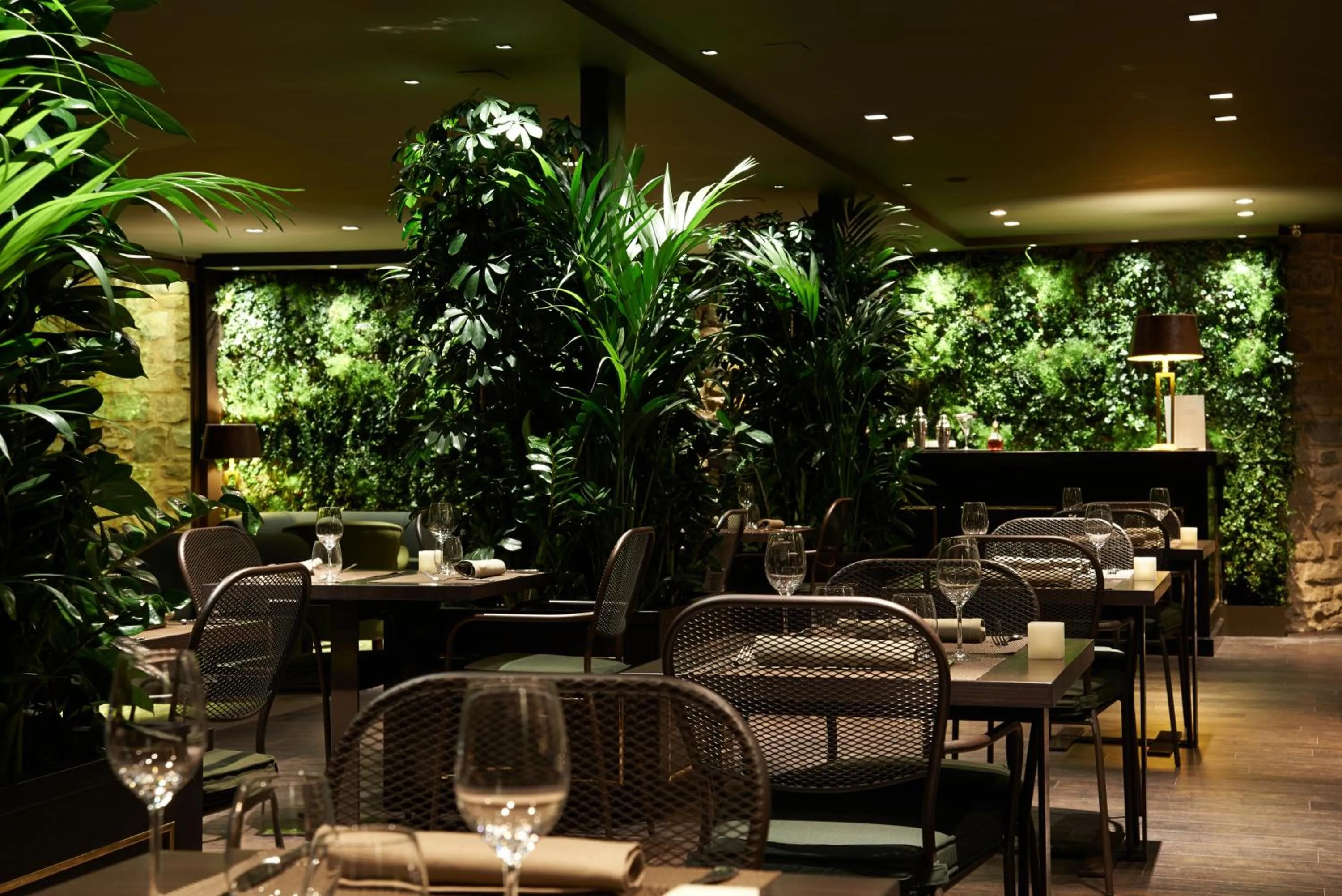 Restaurant/places to eat in Hotel Castillo de Gorraiz&Spa