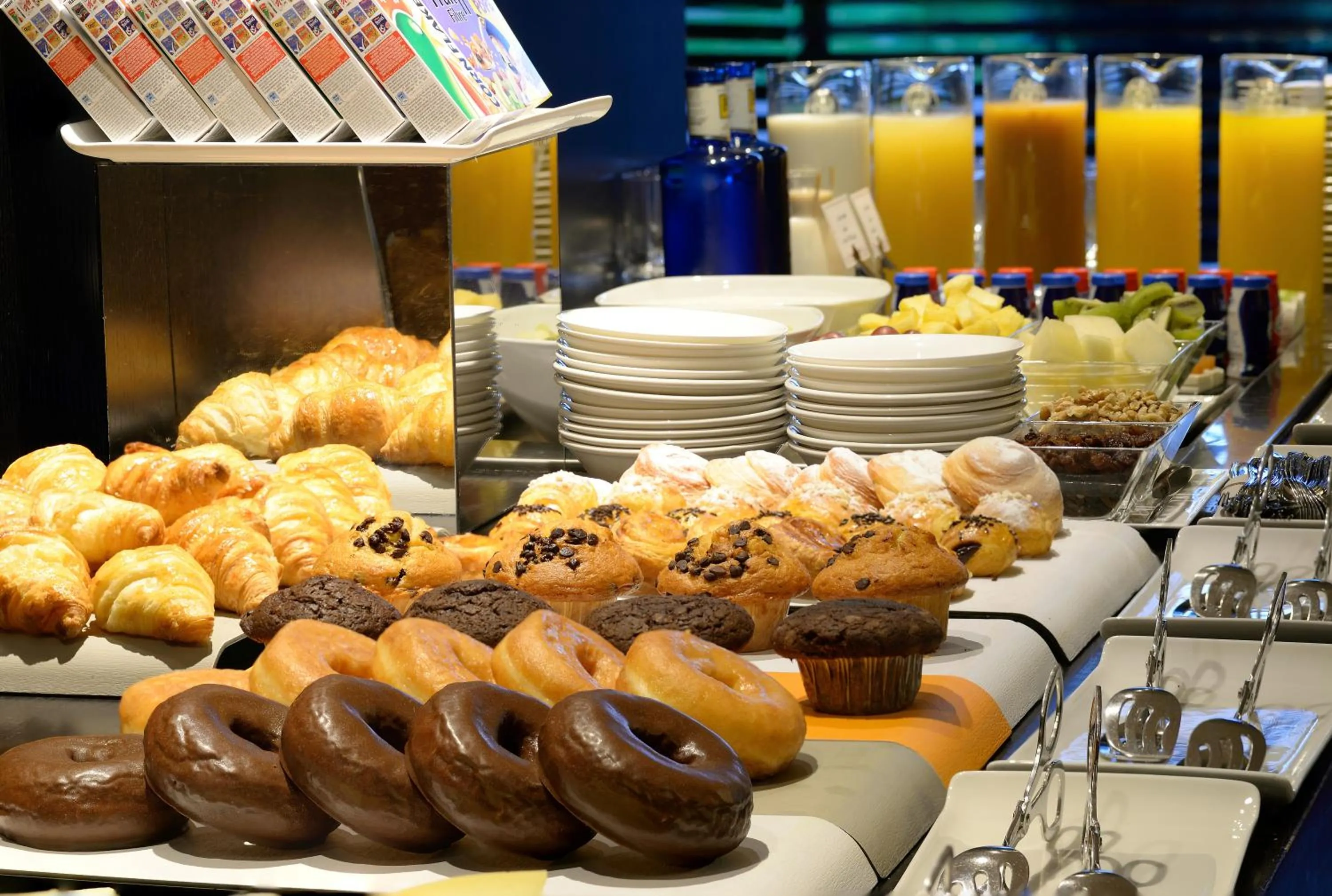 Restaurant/places to eat in Hotel Castillo de Gorraiz&Spa