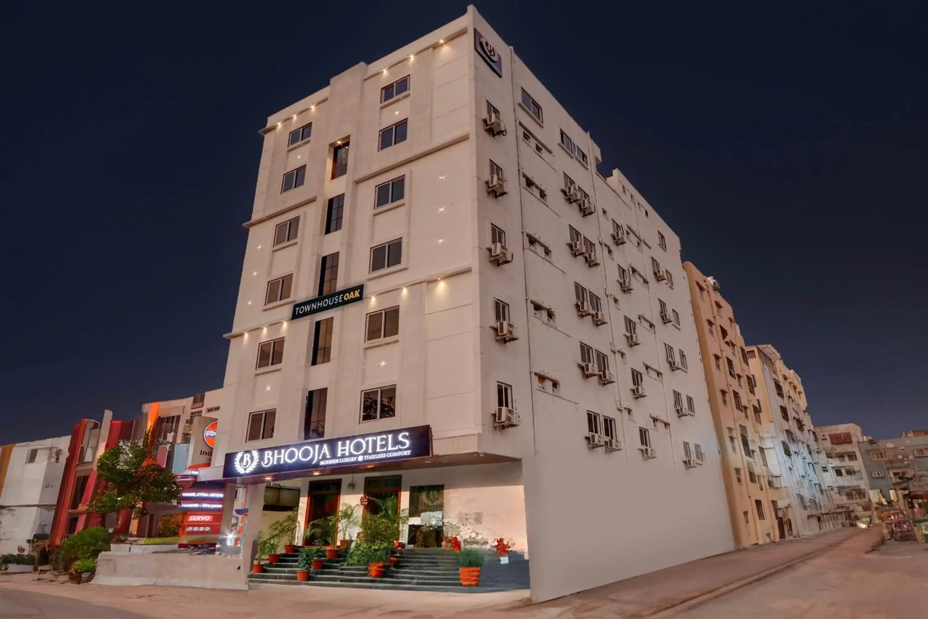 Super Townhouse OAK BHOOJA HOTELS Super Townhouse OAK BHOOJA HOTELS