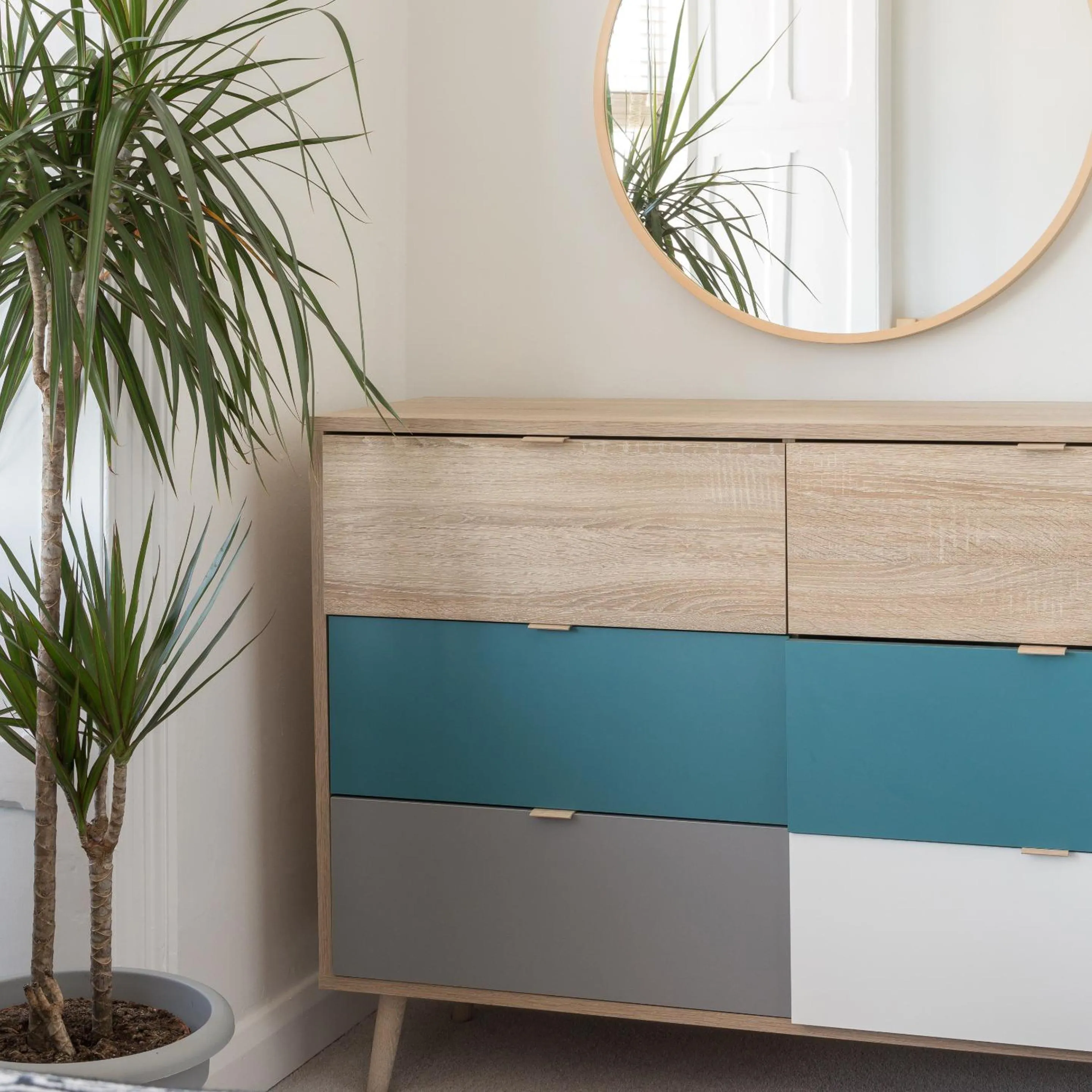 Bedroom in The Edge Of The Beach formally The Edgcumbe Hotel