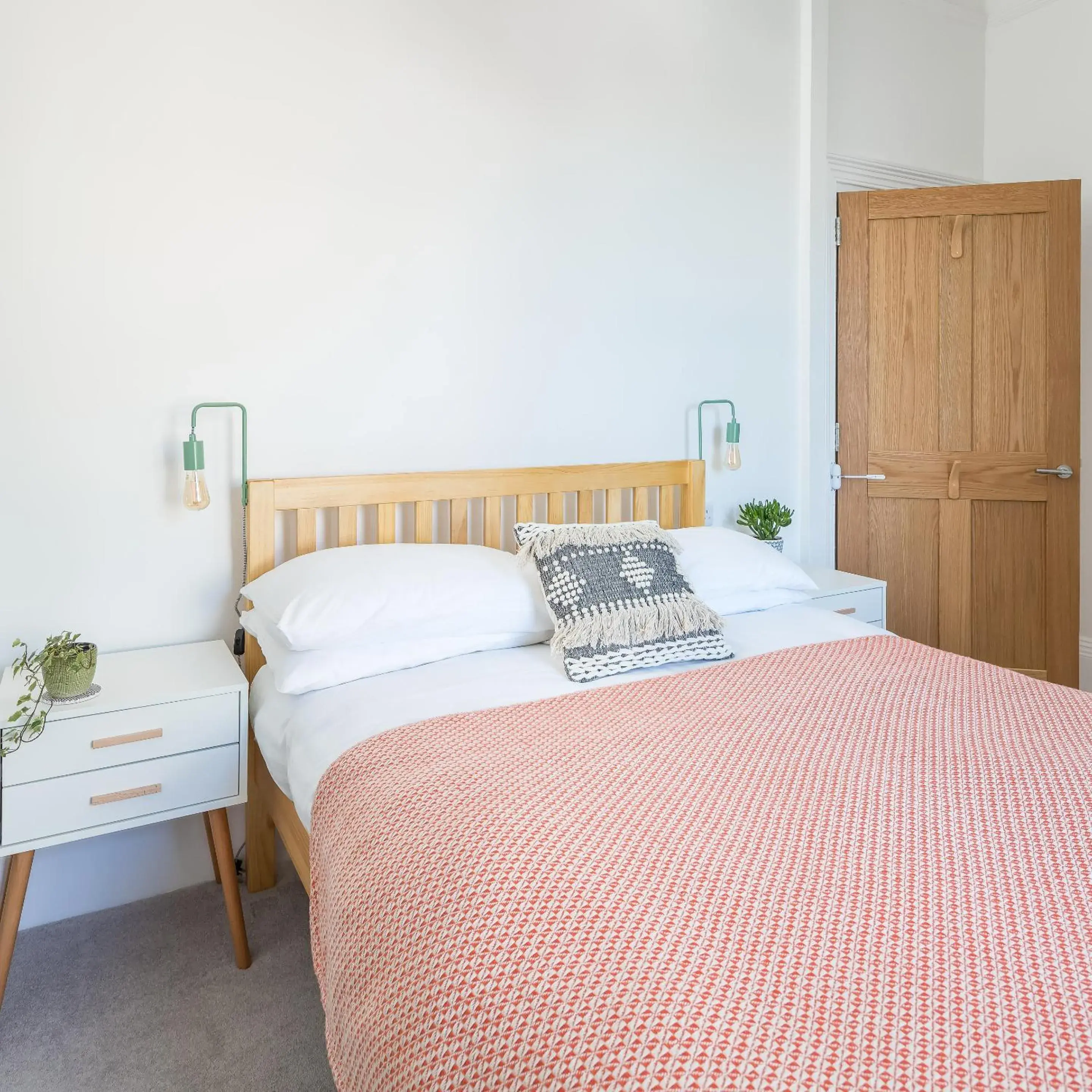 Standard Double Room En-suite in The Edge Of The Beach formally The Edgcumbe Hotel Standard Double Room En-suite in The Edge Of The Beach formally The Edgcumbe Hotel