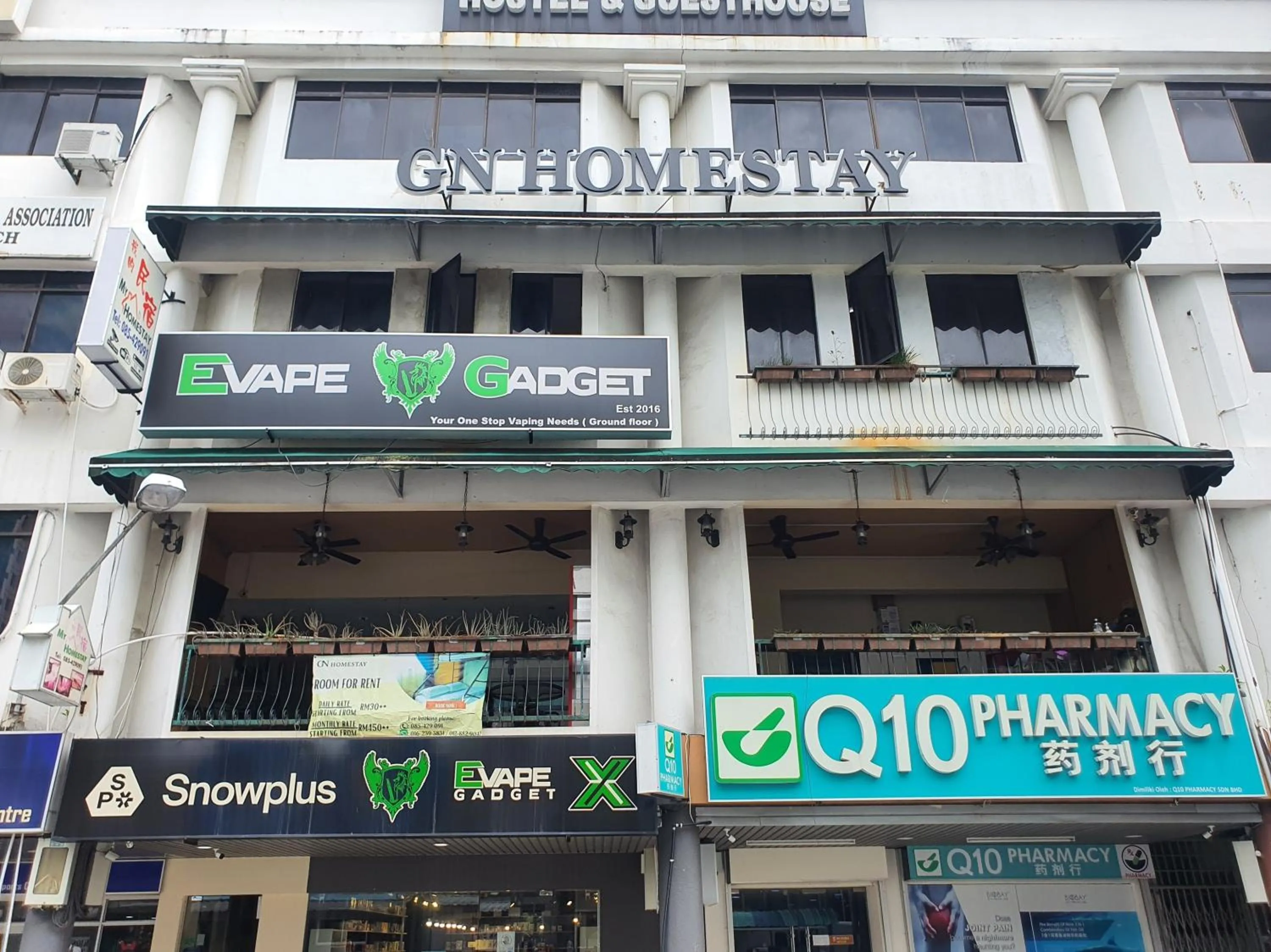 Facade/entrance in SPOT ON 90984 Gn Homestay