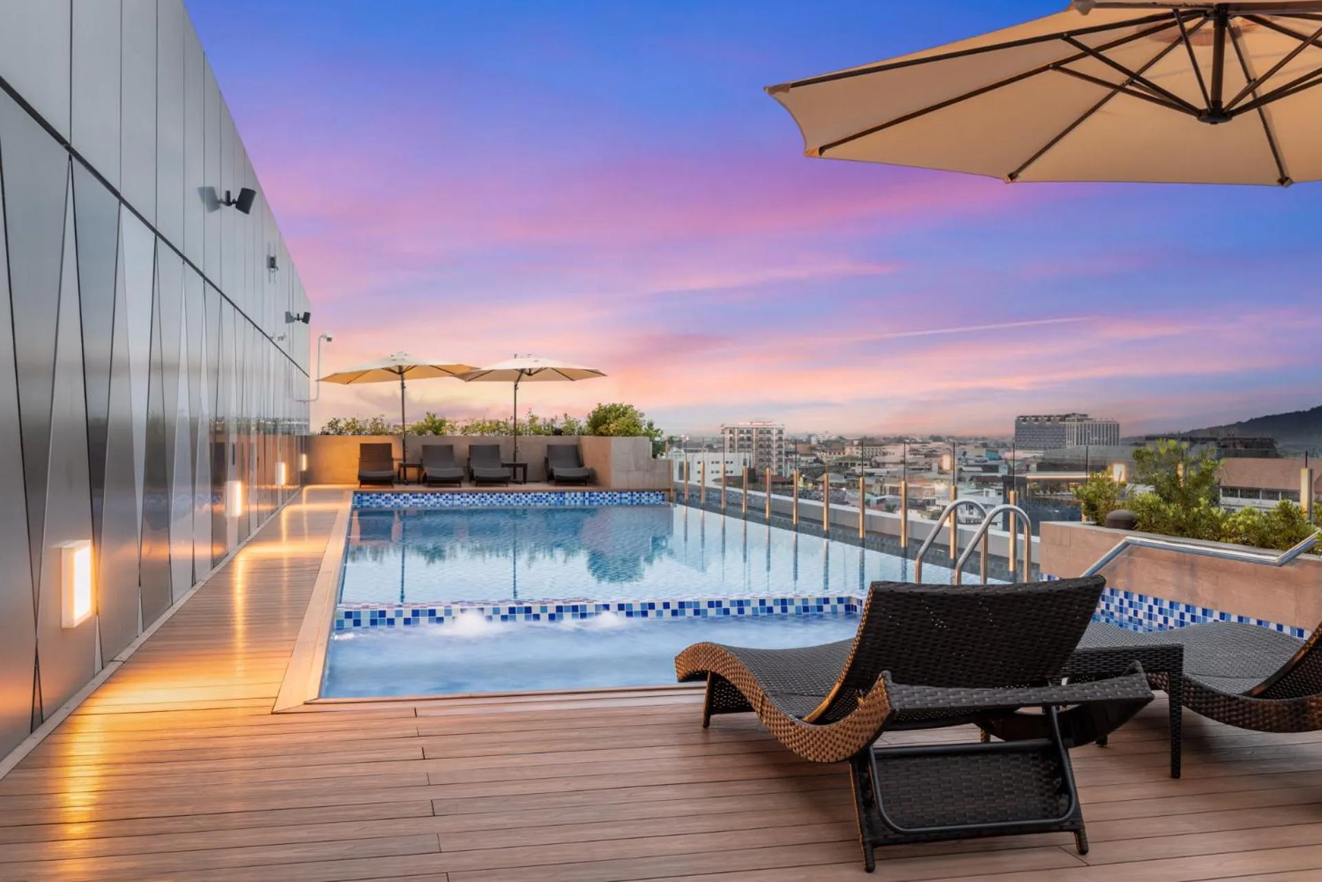 Swimming pool in DoubleTree by Hilton Vientiane