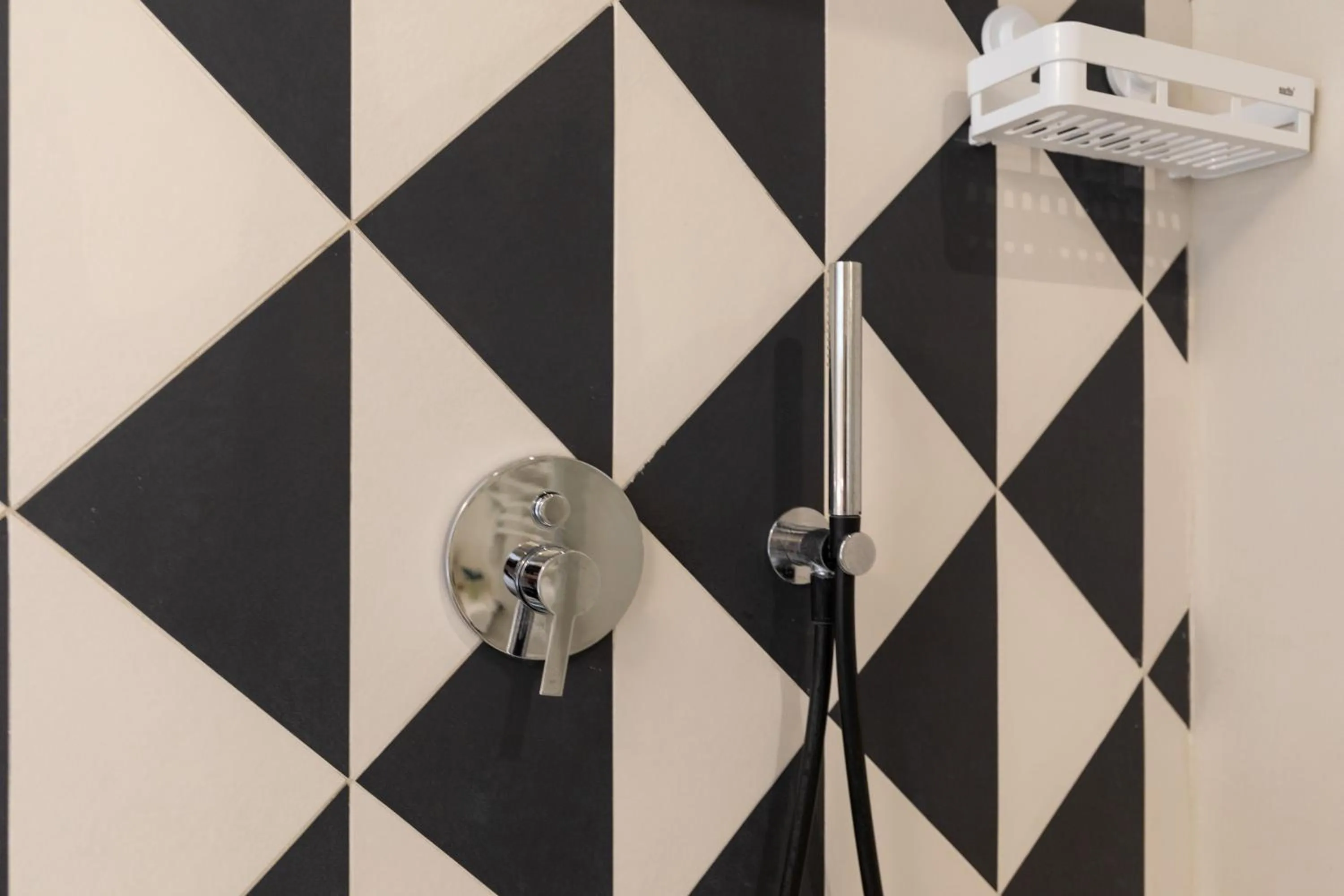 Shower in Relais Ammira