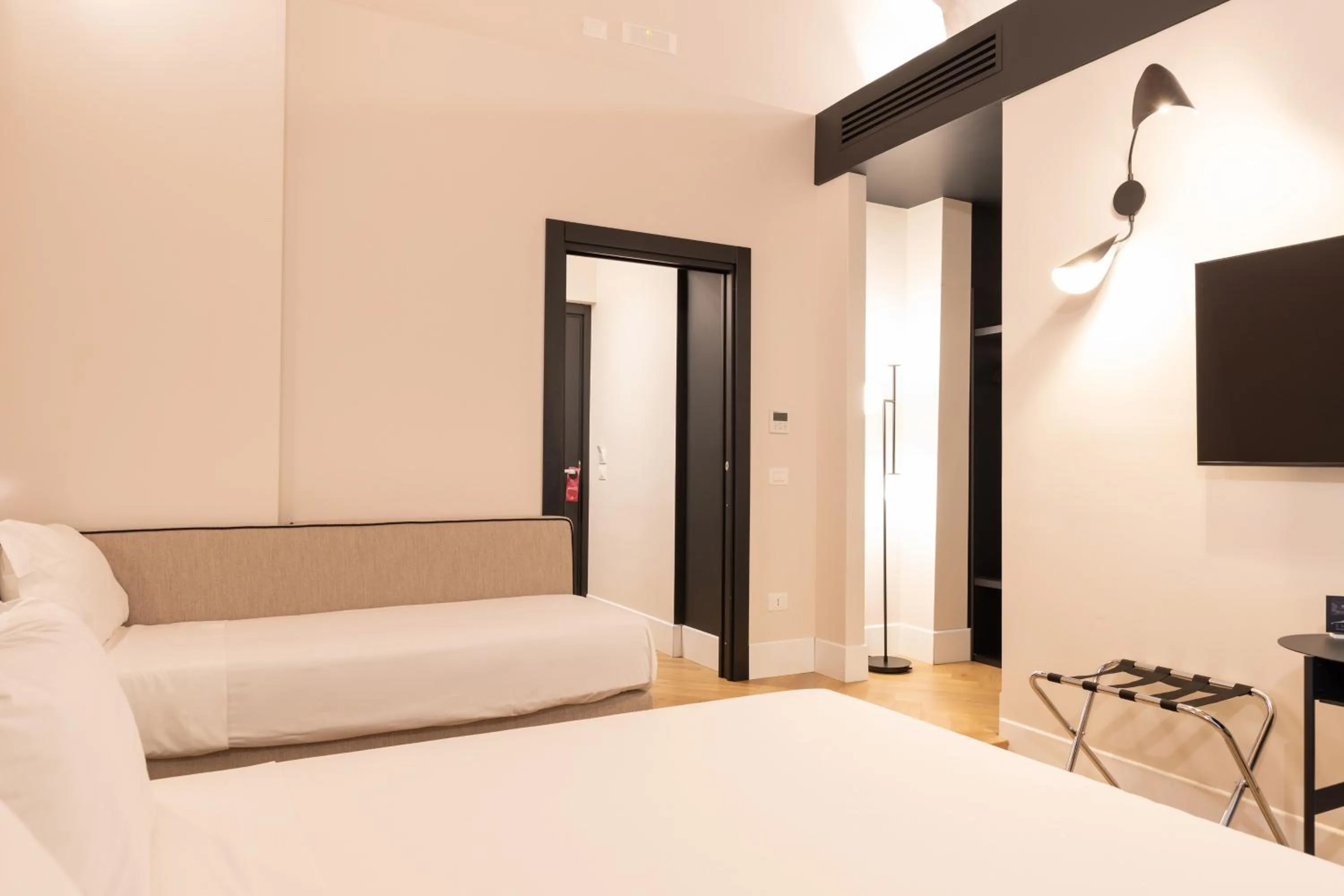 TV and multimedia, Bed in Relais Ammira
