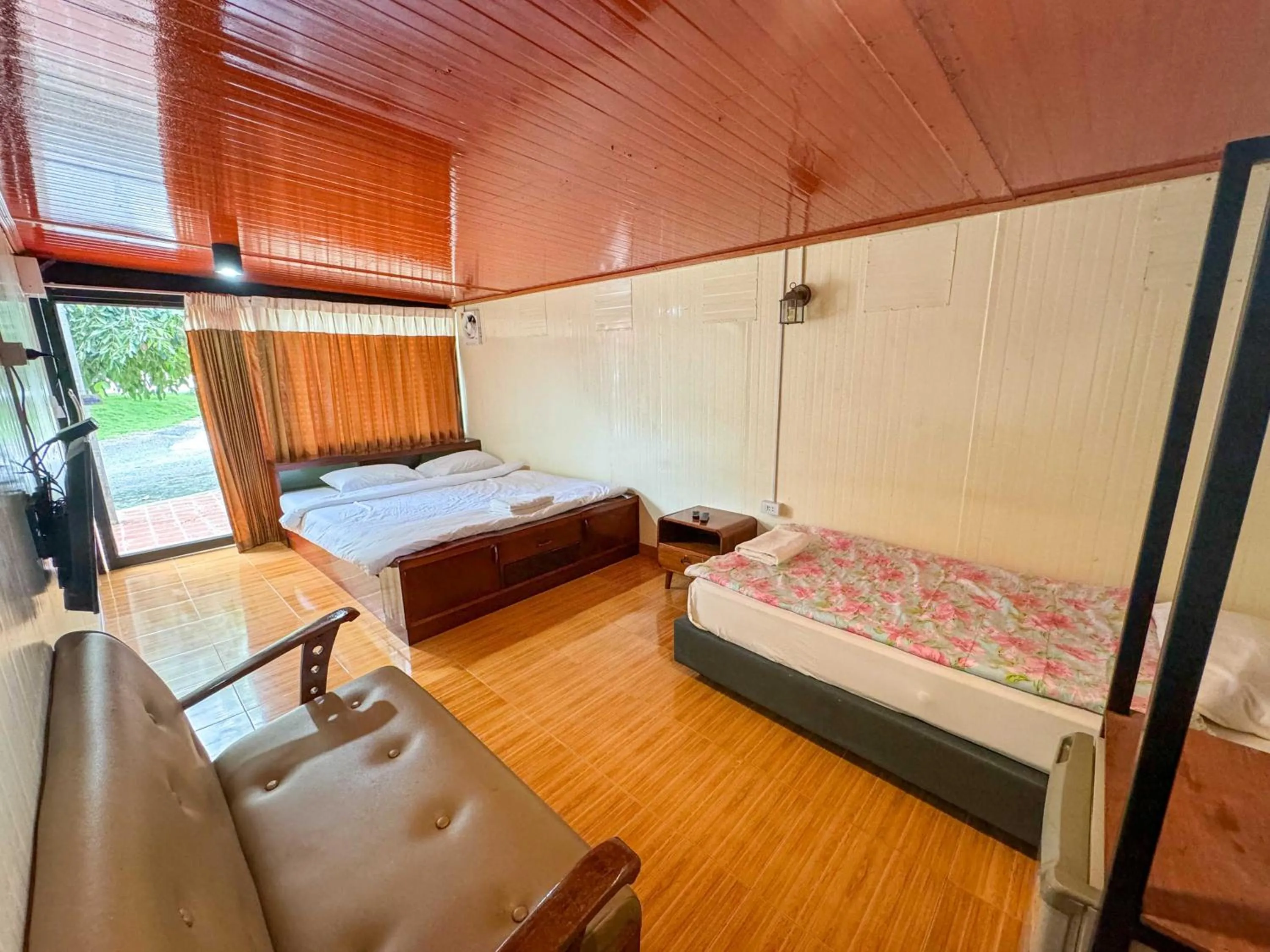 Other, Bed in Suree Garden Resort & Karaoke