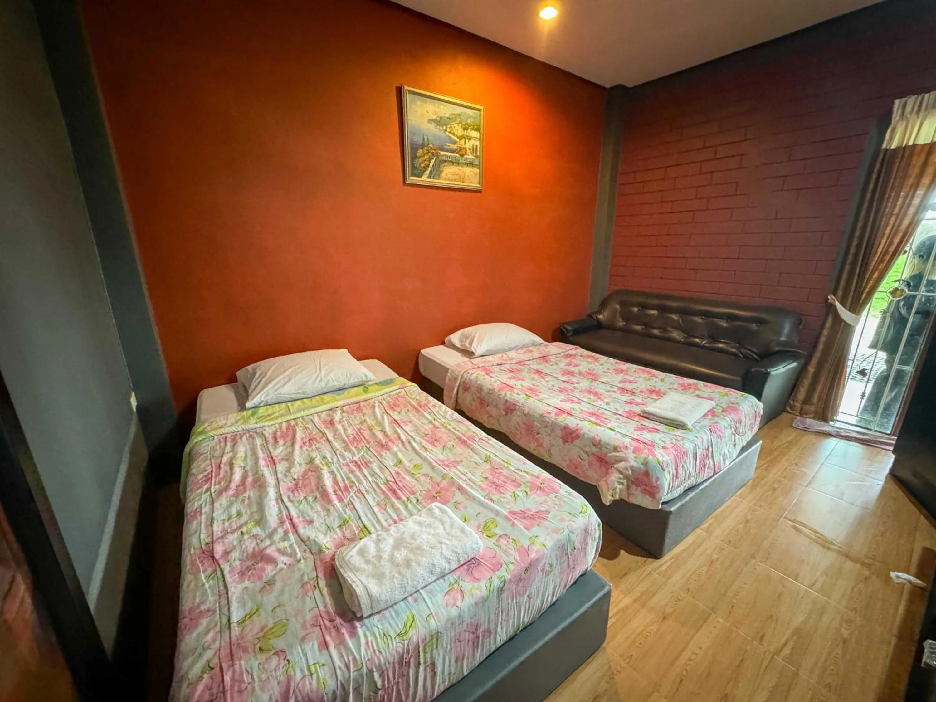 Bedroom, Bed in Suree Garden Resort & Karaoke