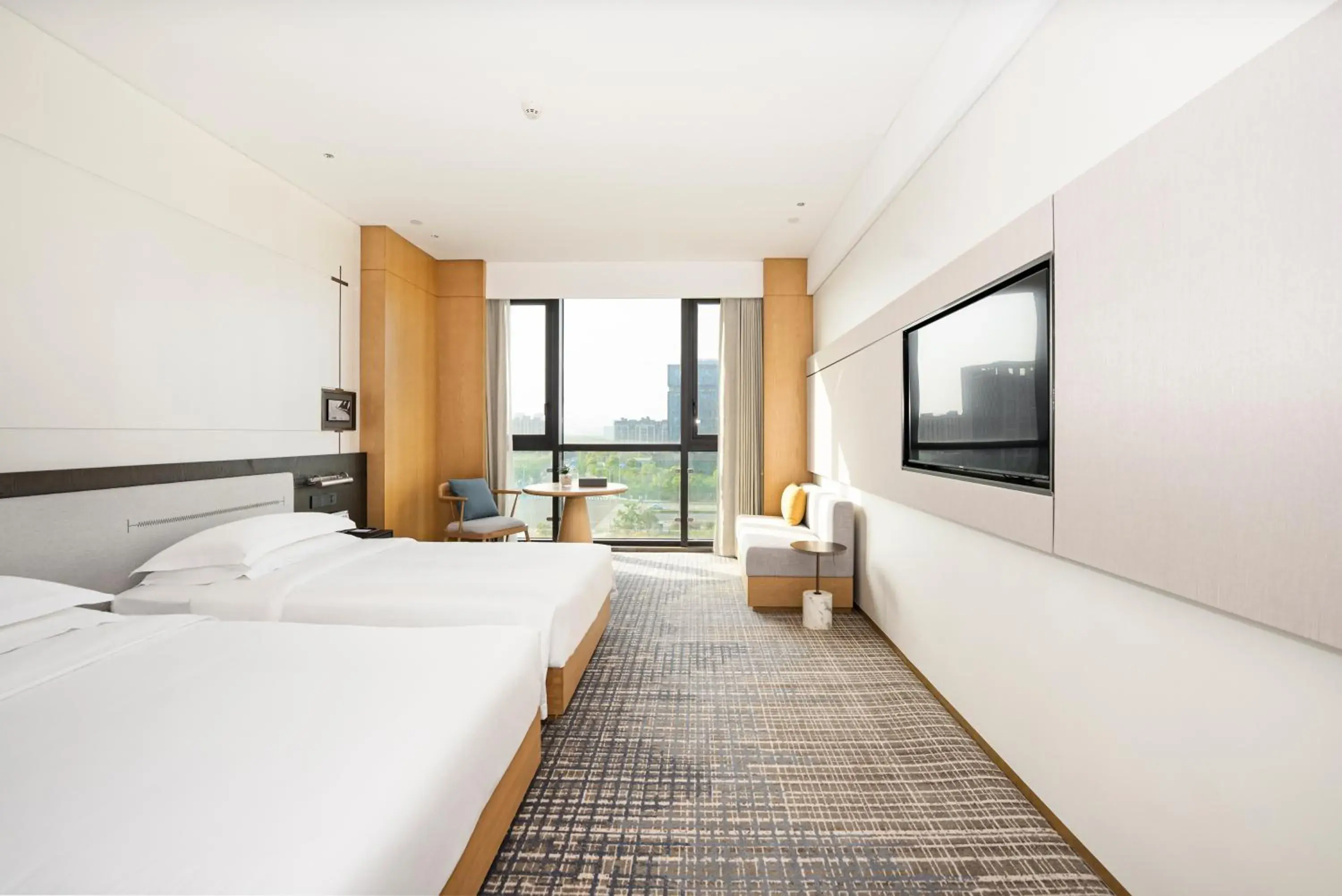 Standard Double Room with Two Double Beds in Holiday Inn Ningbo Xiangshan Damu Bay by IHG Standard Double Room with Two Double Beds in Holiday Inn Ningbo Xiangshan Damu Bay by IHG