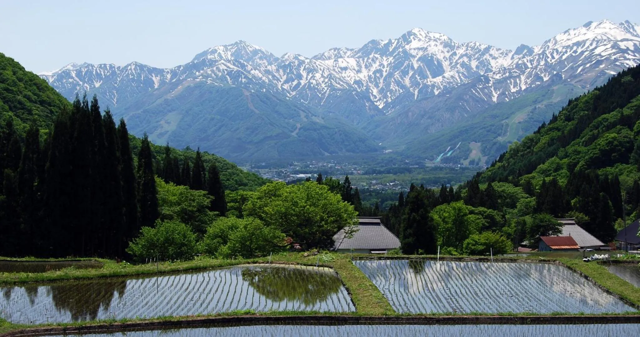 Off site in HOTEL LA VIGNE HAKUBA by Onko Chishin