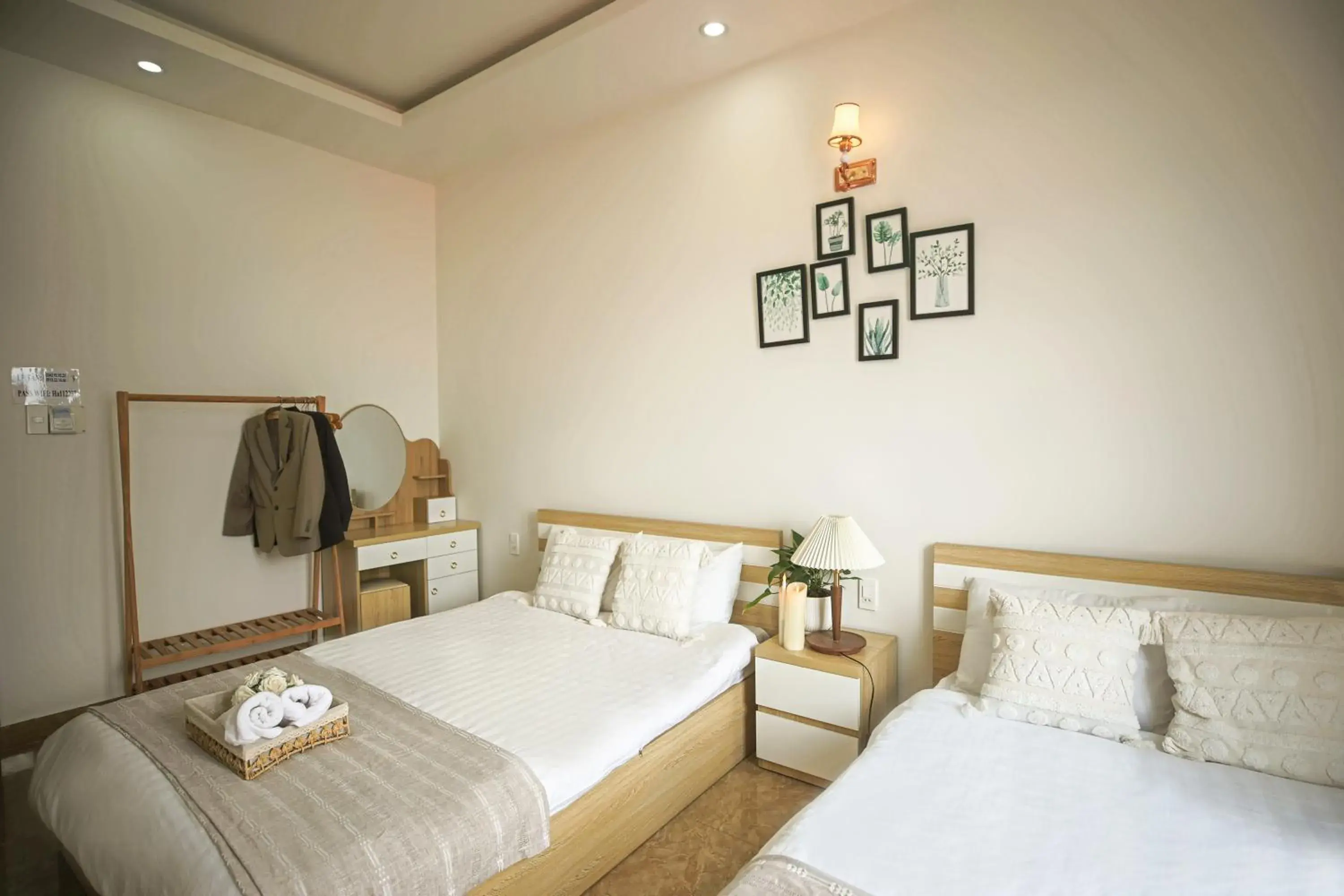 Superior Family Room in Huong Anh DaLat Palace Superior Family Room in Huong Anh DaLat Palace